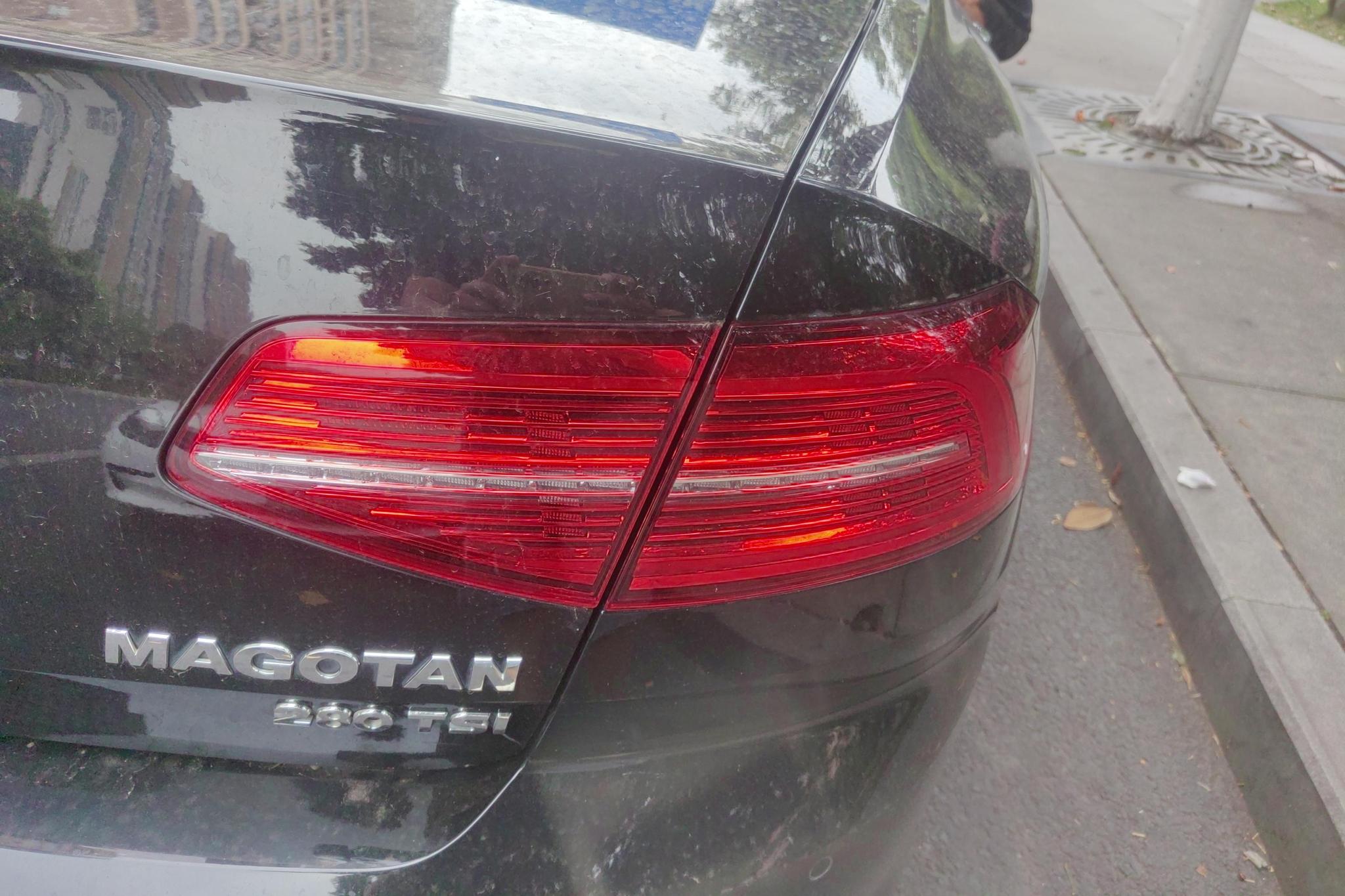 Volkswagen Magotan 2019 280TSI DSG Lead VI