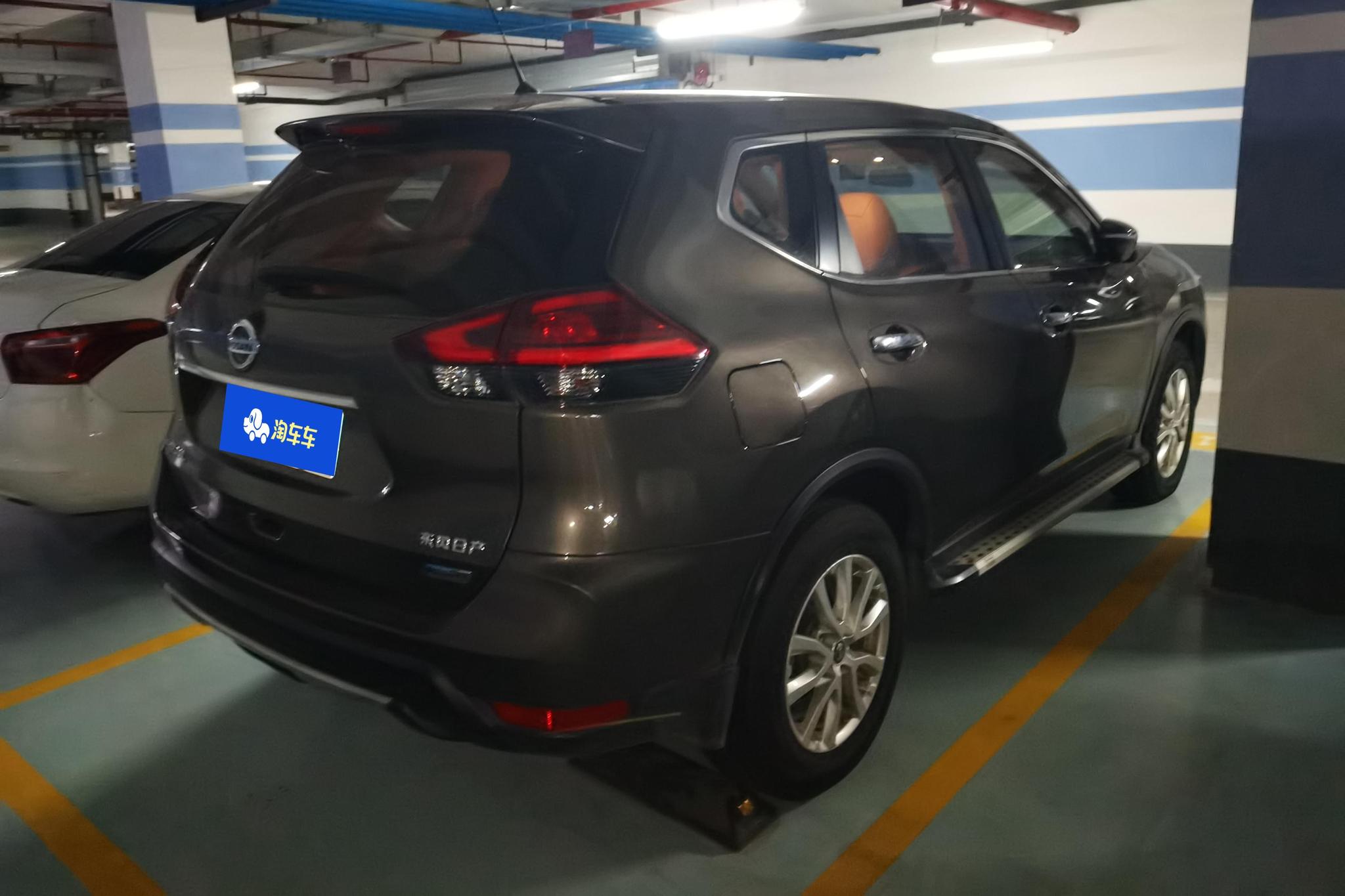 Nissan X-Trail 2017 2.0L CVT Comfort 2WD