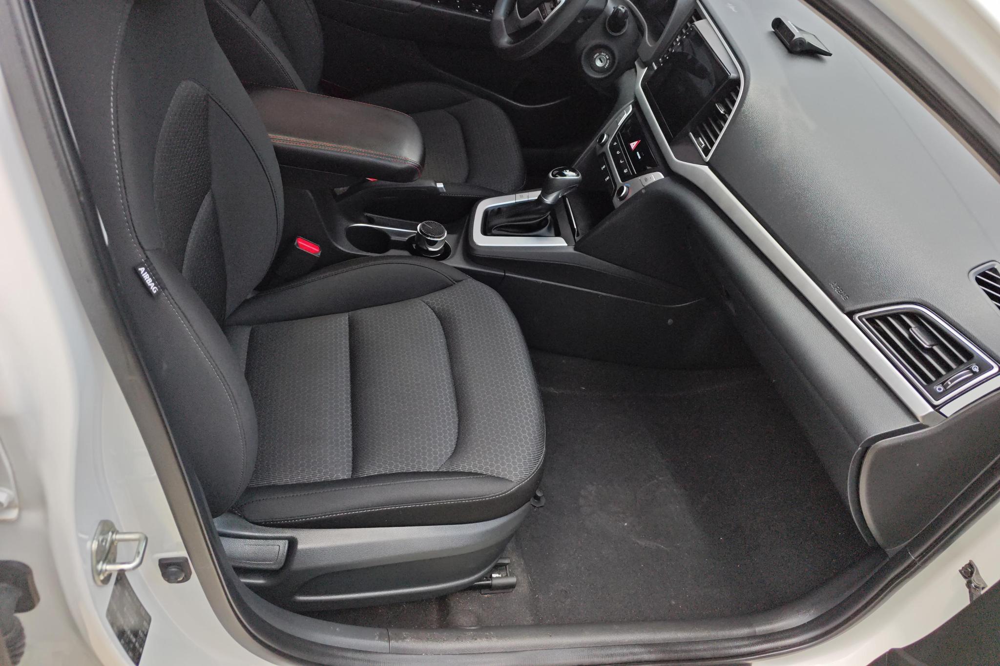Hyundai Elantra 2016 1.6L AT Elite