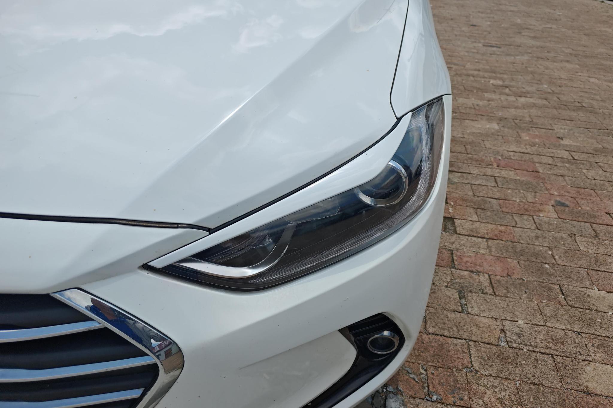 Hyundai Elantra 2016 1.6L AT Elite