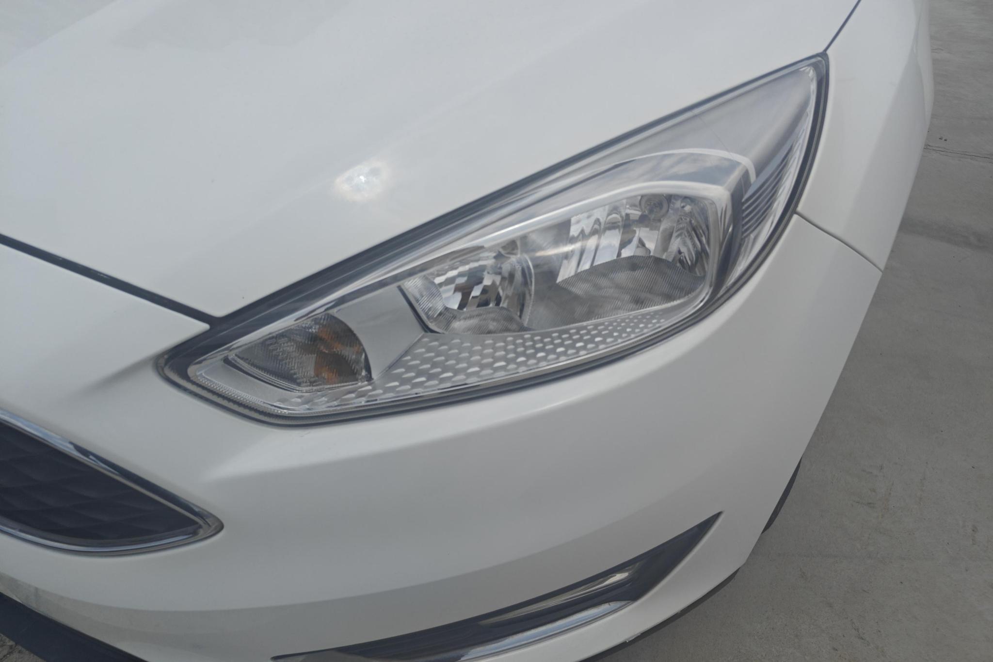 Ford Focus 2015 EcoBoost 125 AT