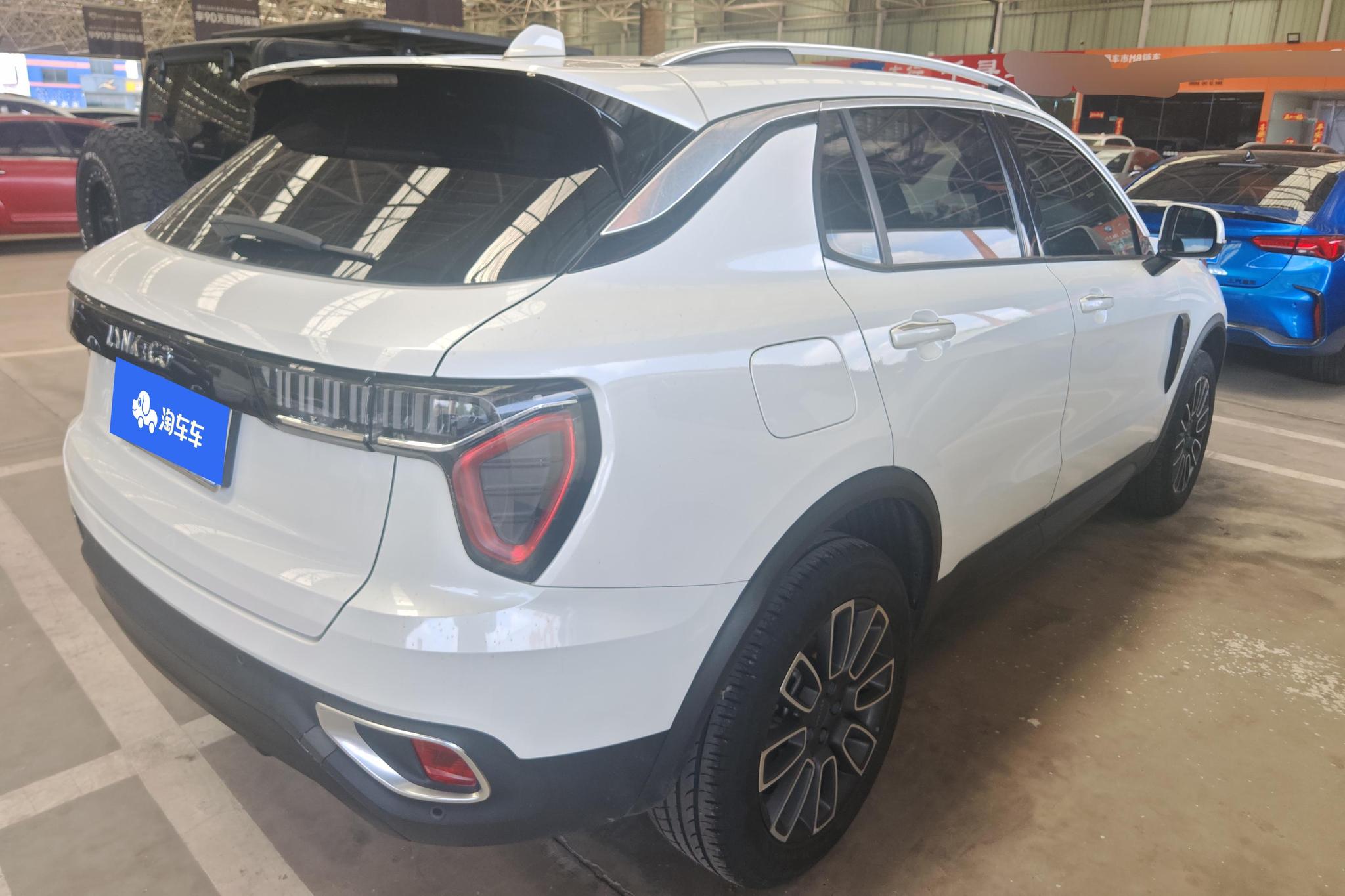Lynk & Co 01 2019 2.0T VI