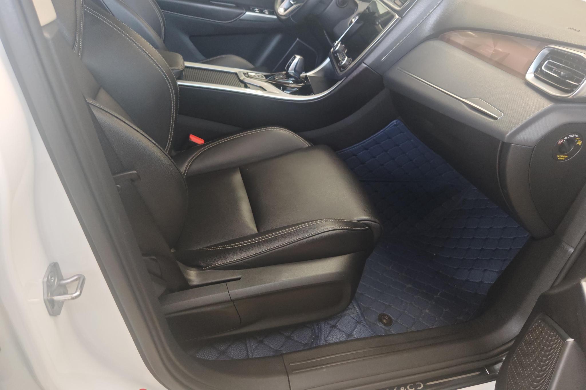 Lynk & Co 01 2019 2.0T VI