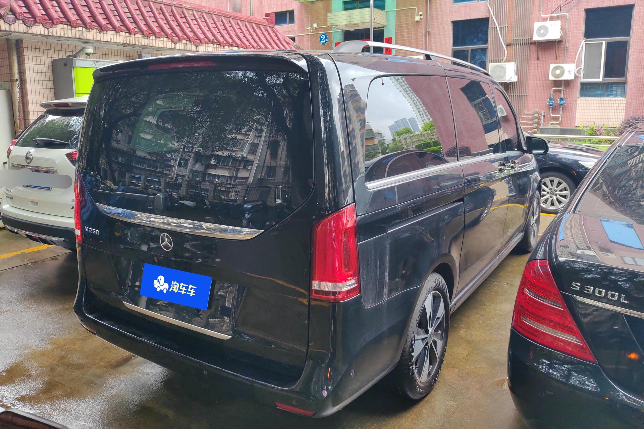 Mercedes-Benz V-Class V 2022 V 260 Luxury