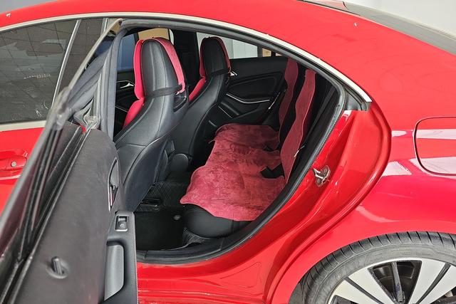 Mercedes-Benz CLA 2018 CLA 200 — фото 15