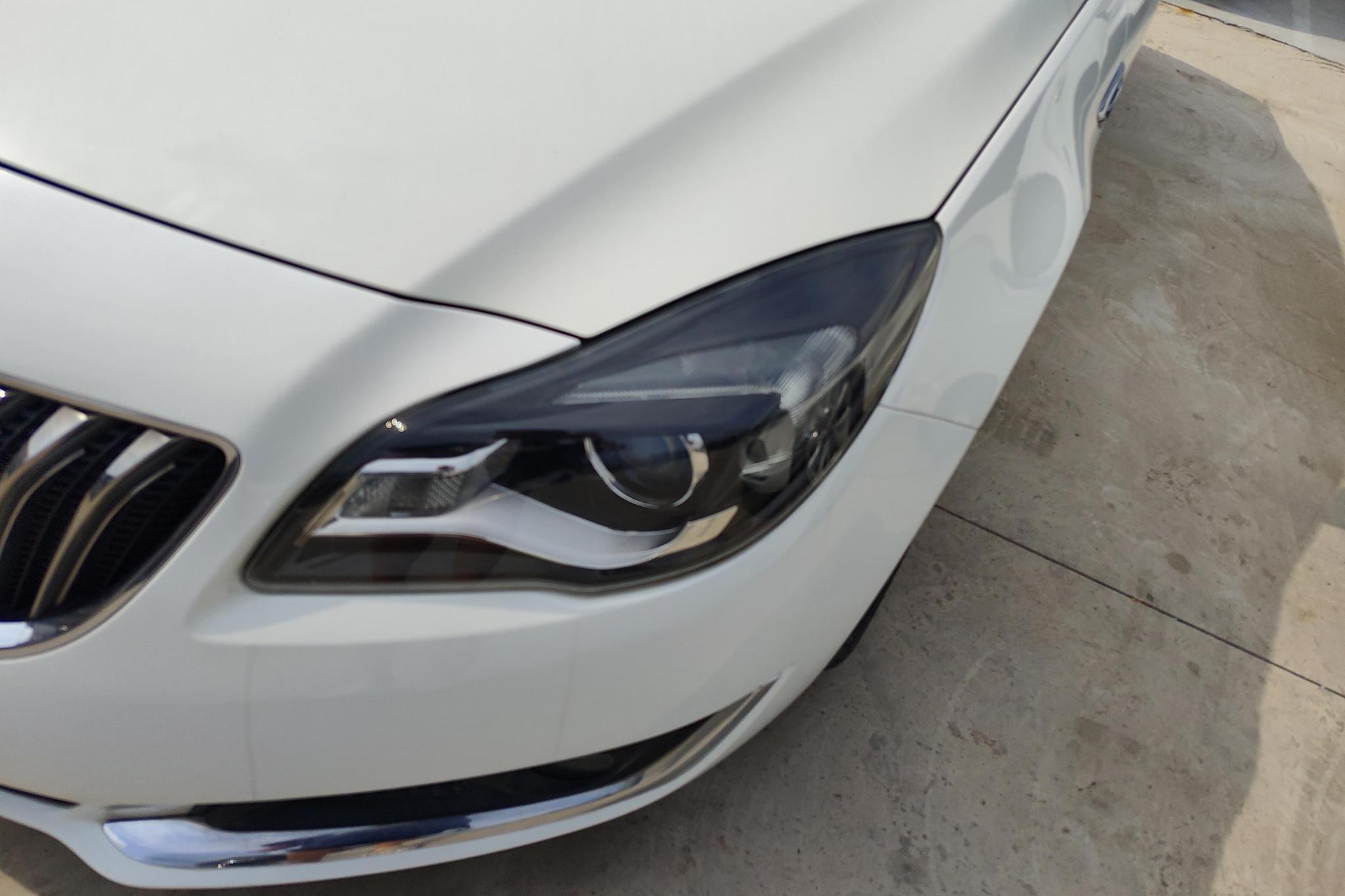 Buick Regal 2015 2.0L Lead Fashion