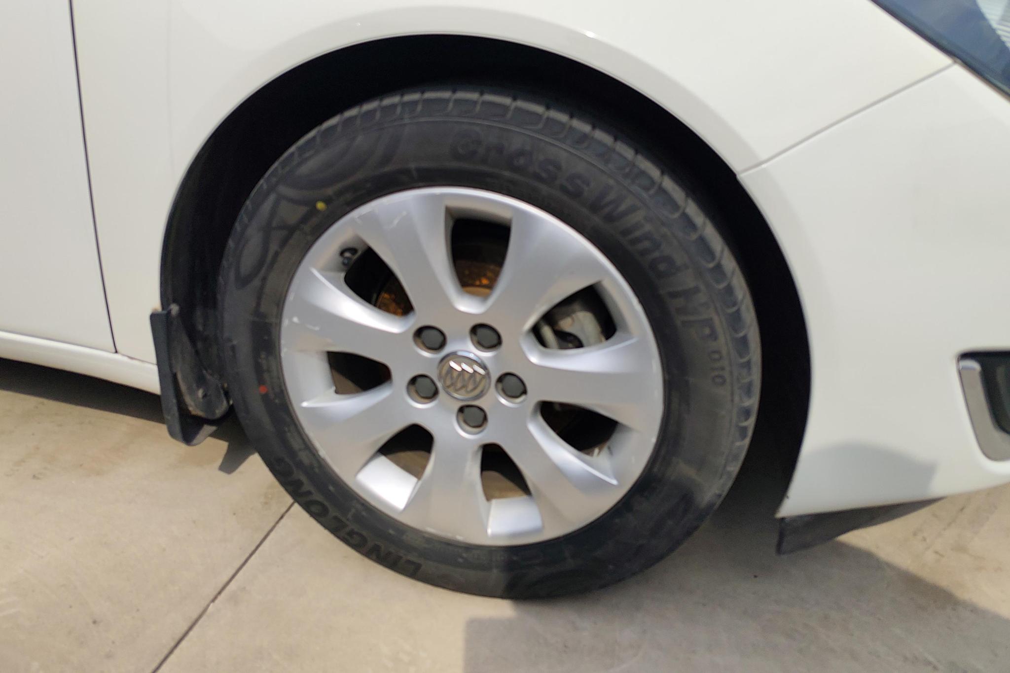 Buick Regal 2015 2.0L Lead Fashion