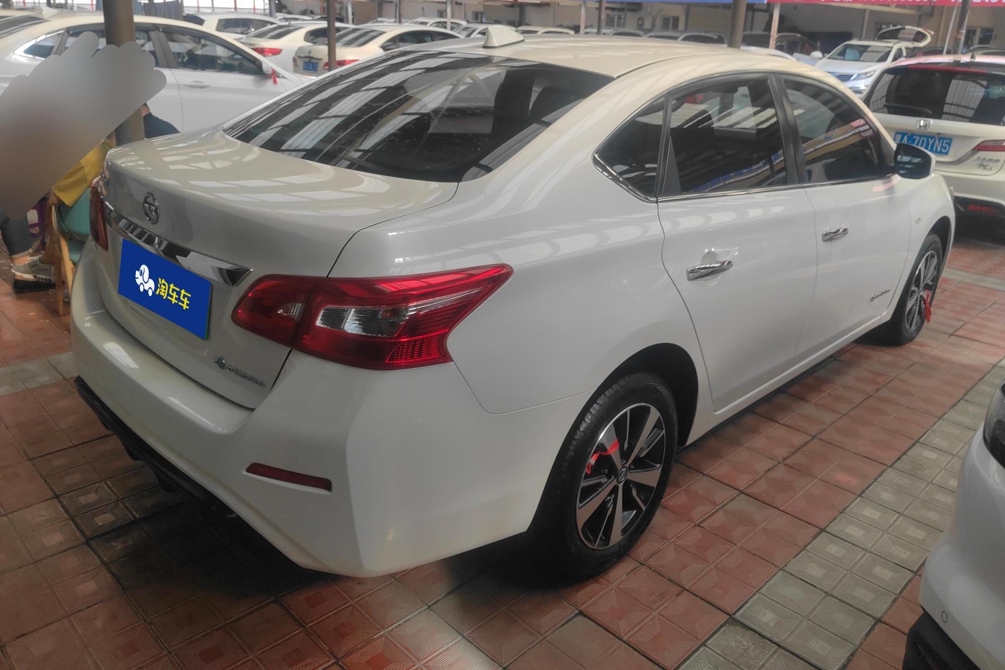 Nissan Sylphy ·