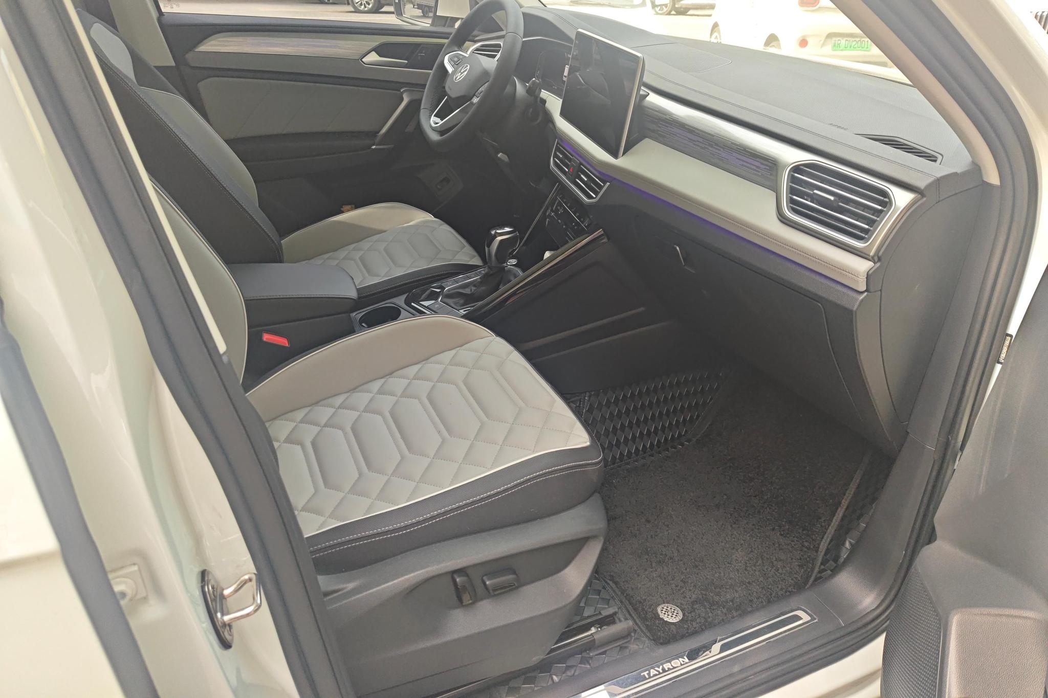 Volkswagen Tayron 2024 330TSI R-Line