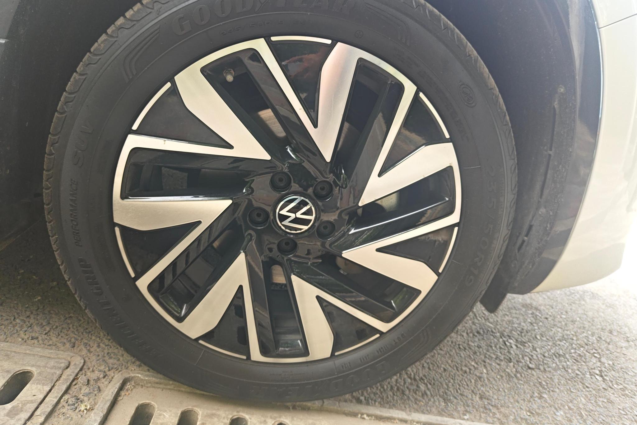 Volkswagen Tayron 2024 330TSI R-Line