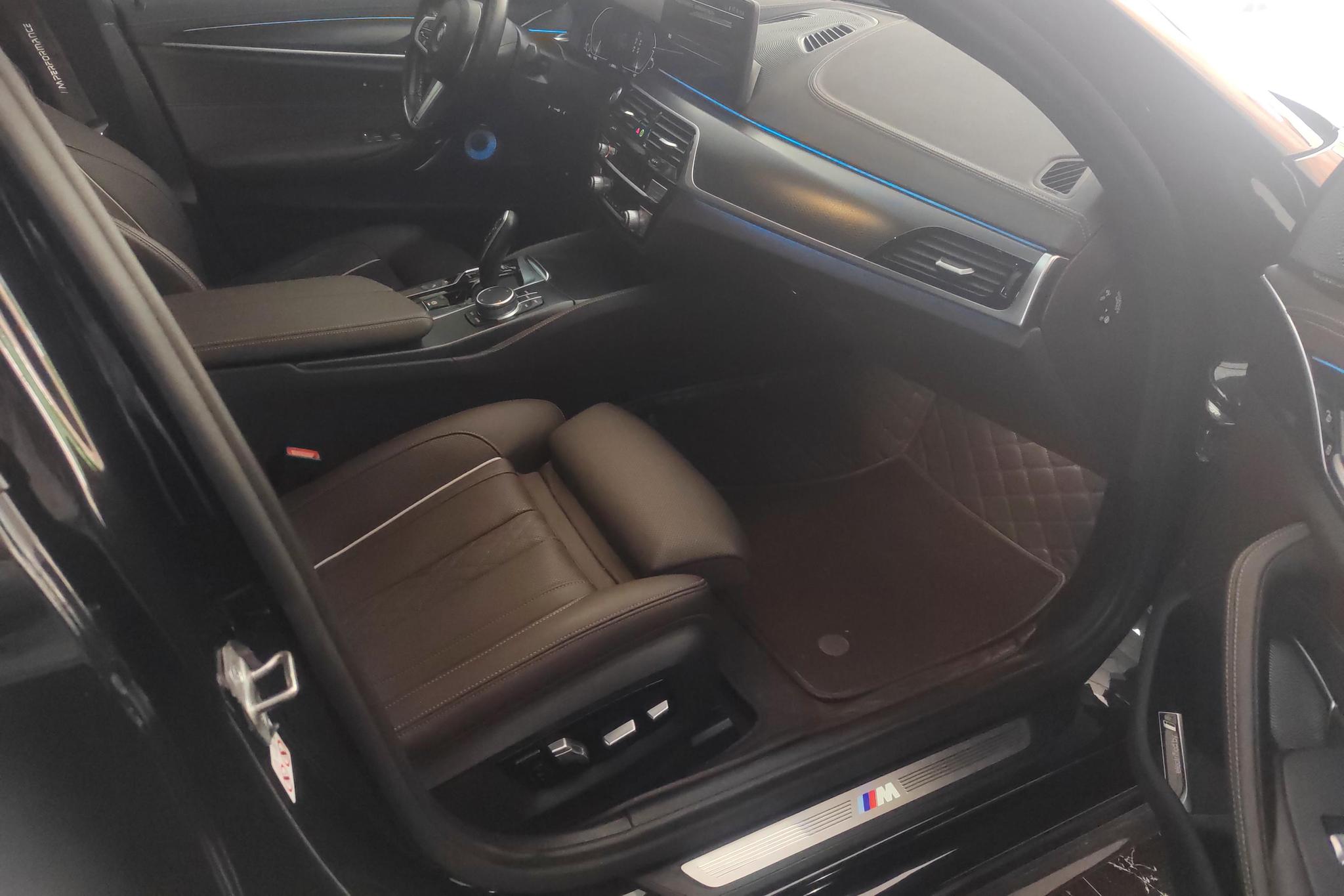 BMW 5 серииPHEV 5 PHEV 2022 535Le M Sport