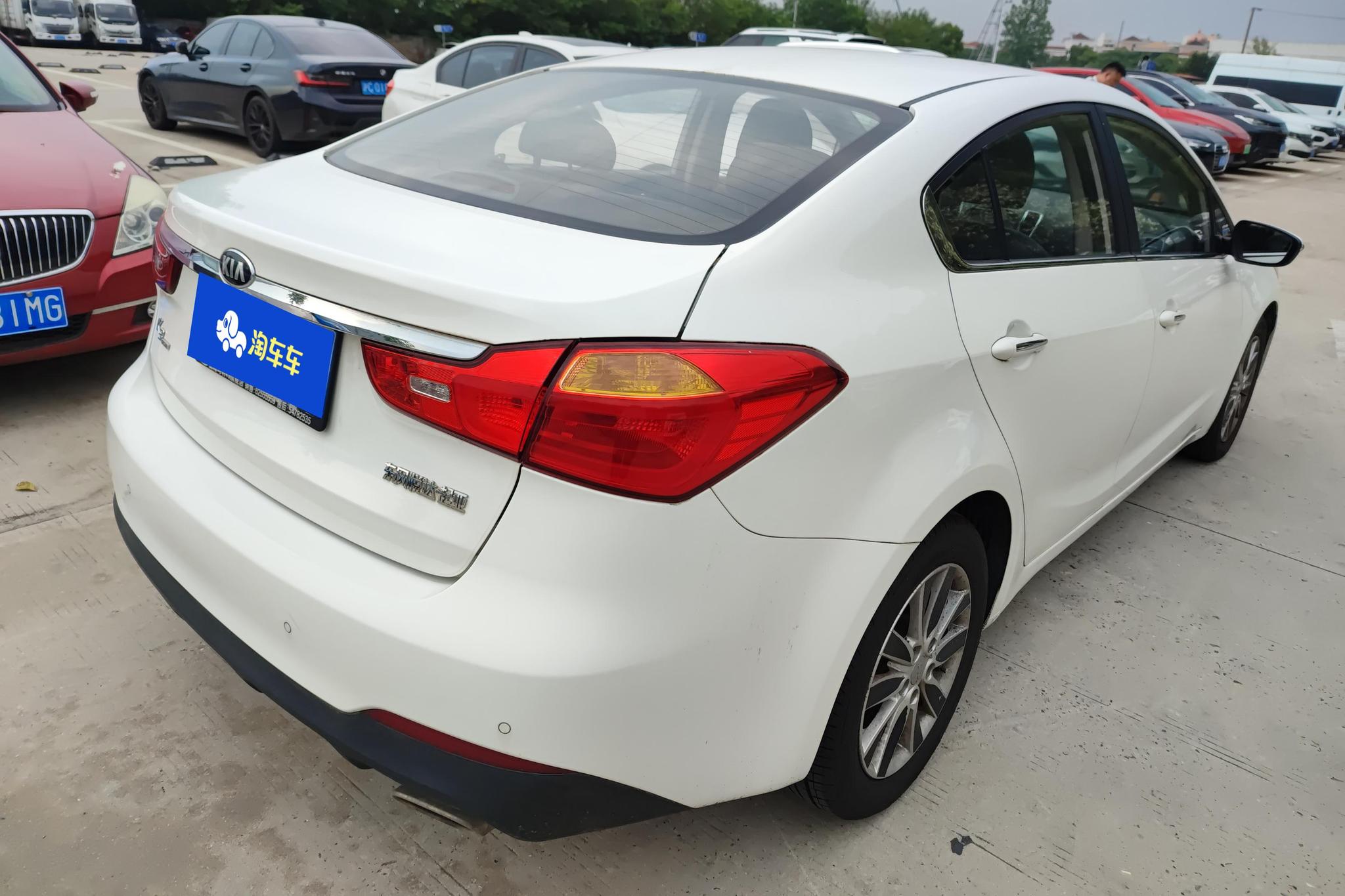 Kia K3 2015 1.6L AT DLX