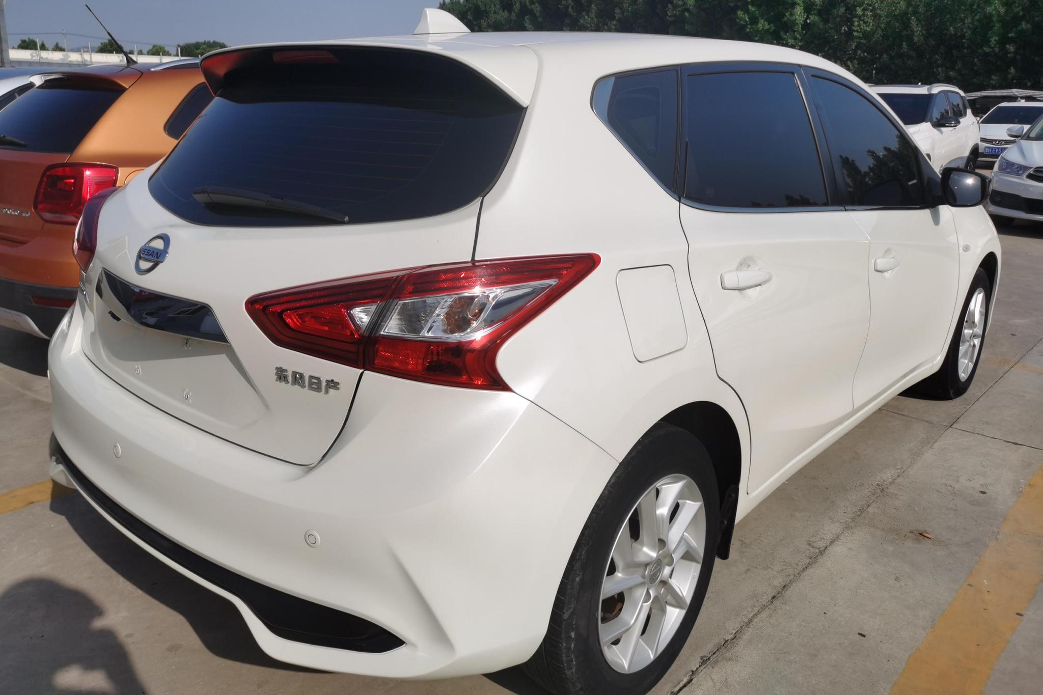 Nissan Tiida 2021 1.6L CVT