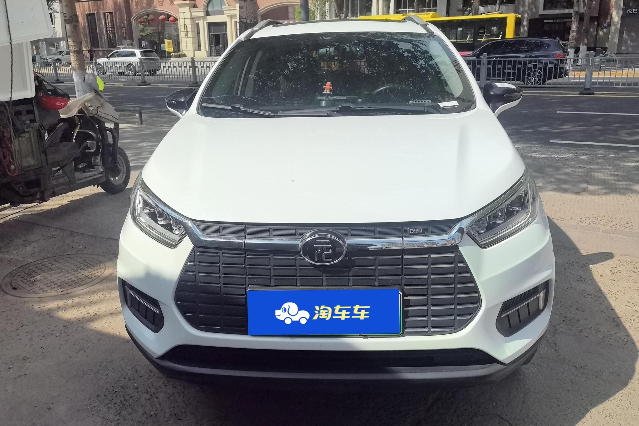 BYD Yuan EV 2019 EV360 Enjoy