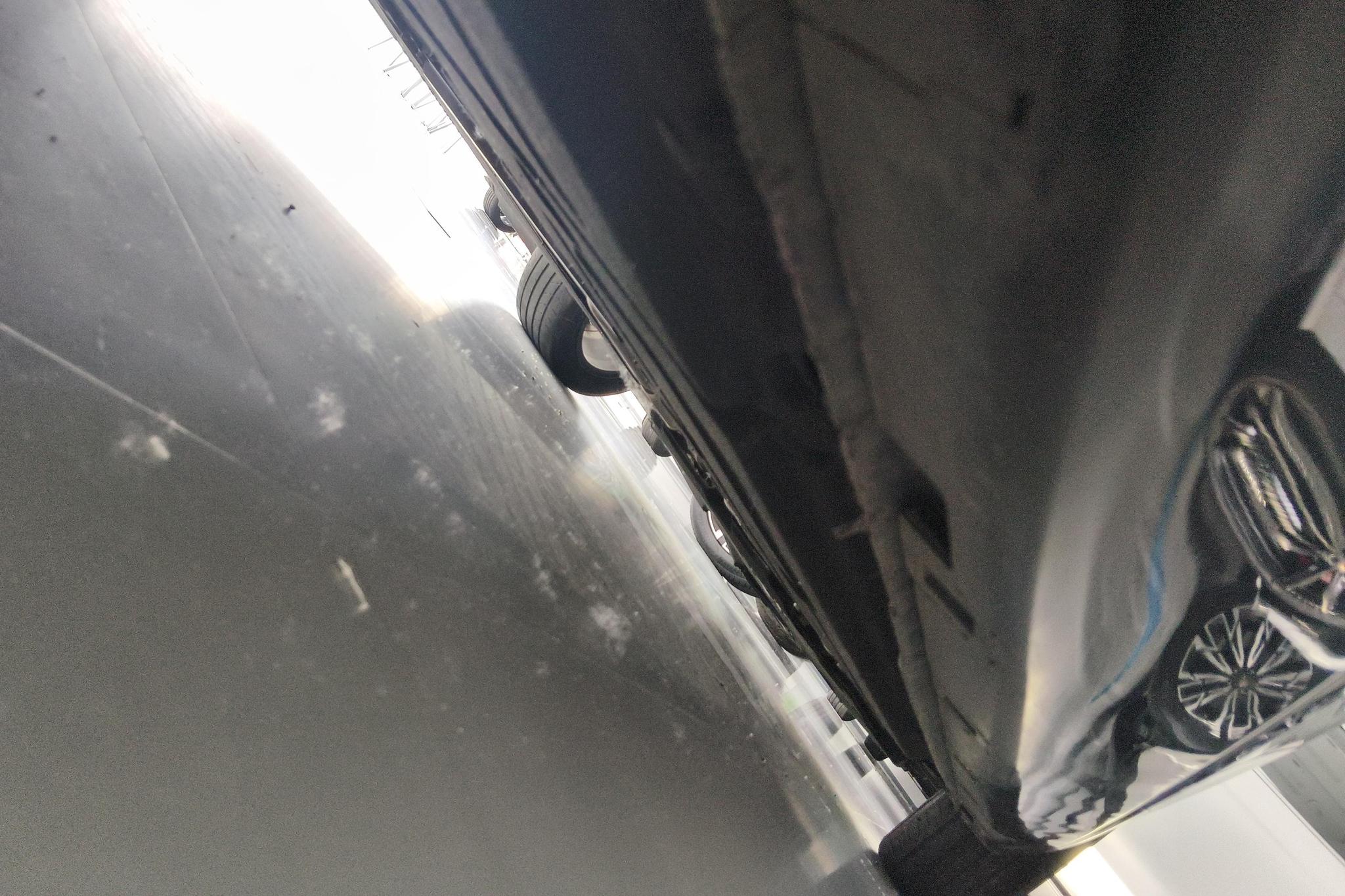 Hongqi H5 2023 2.0T AT