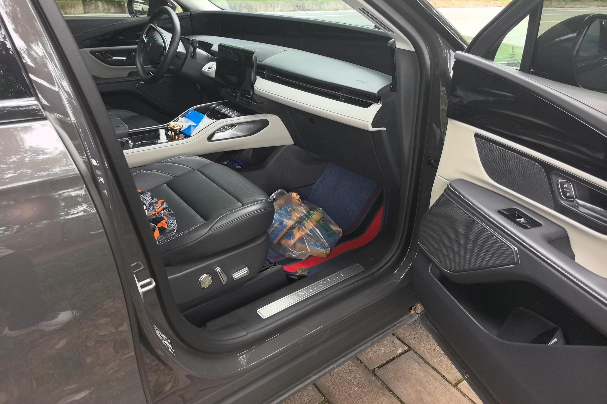 Lincoln Nautilus 2023 2.0T Premium