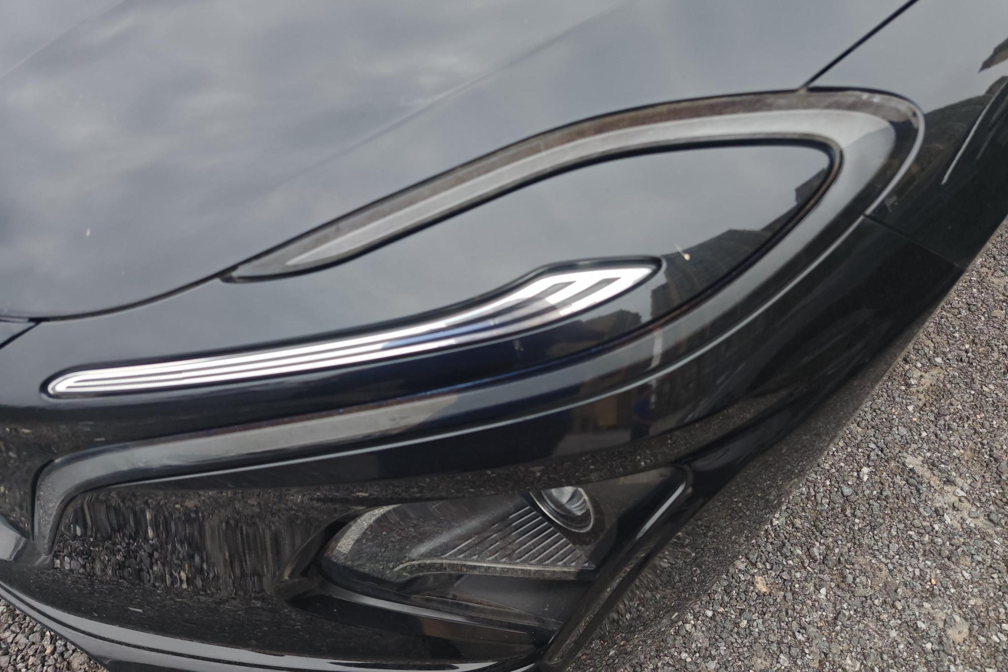 Hongqi E-QM5 2022 431km 5 мест