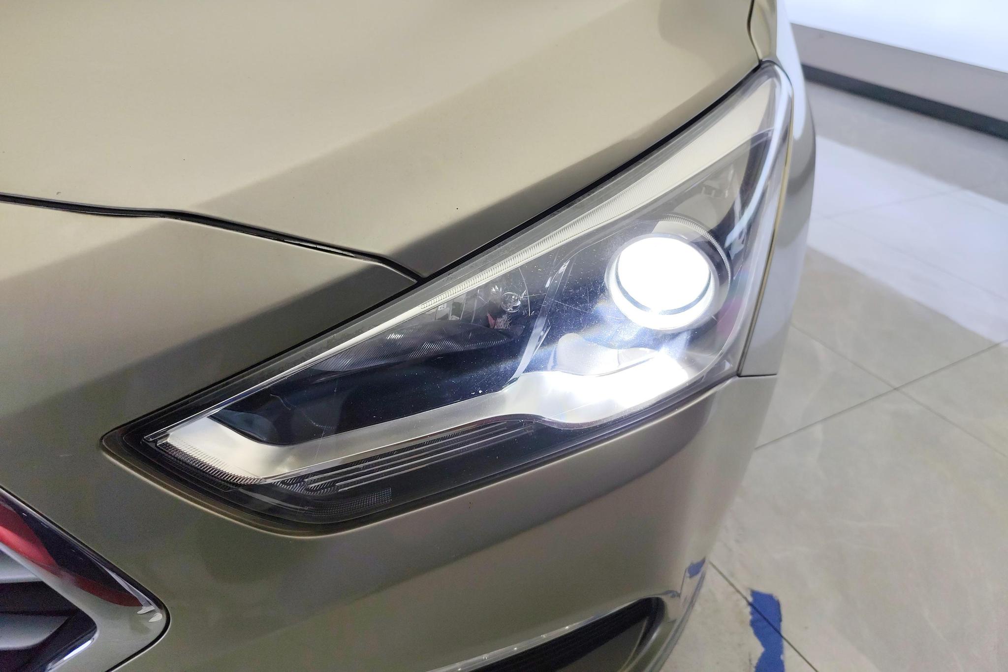 Hyundai Mistra 2017 1.8L AT Luxury DLX V