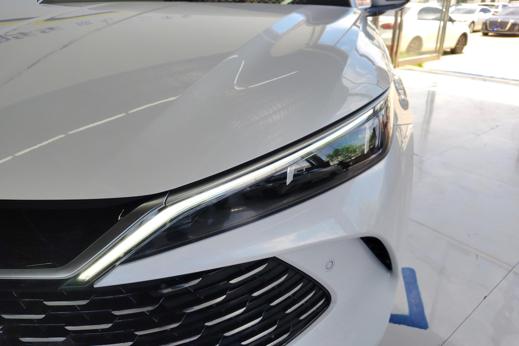 BYD Qin L L DM 2025 Smart Drive DM-i 80KM Lead