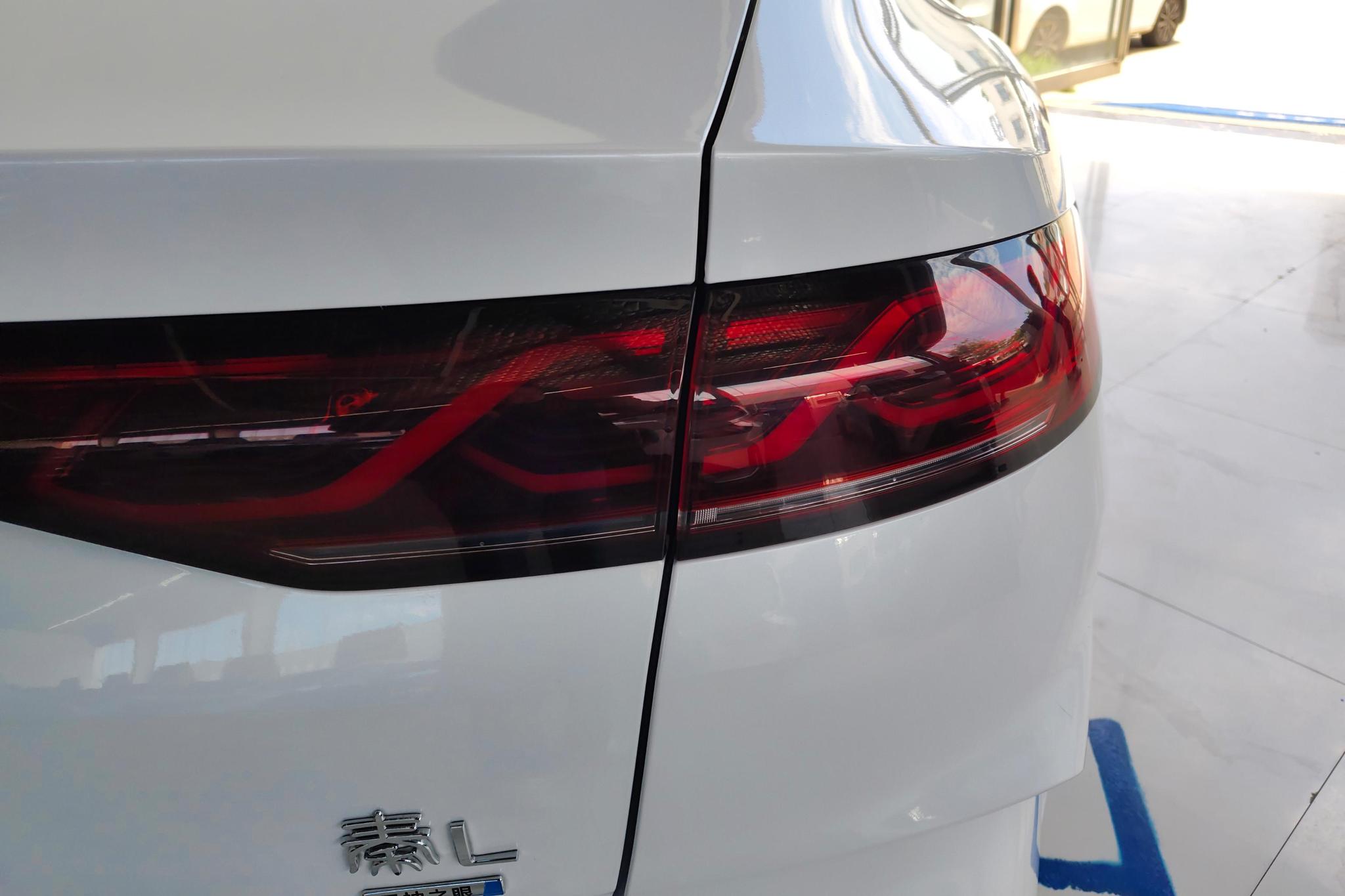 BYD Qin L L DM 2025 Smart Drive DM-i 80KM Lead