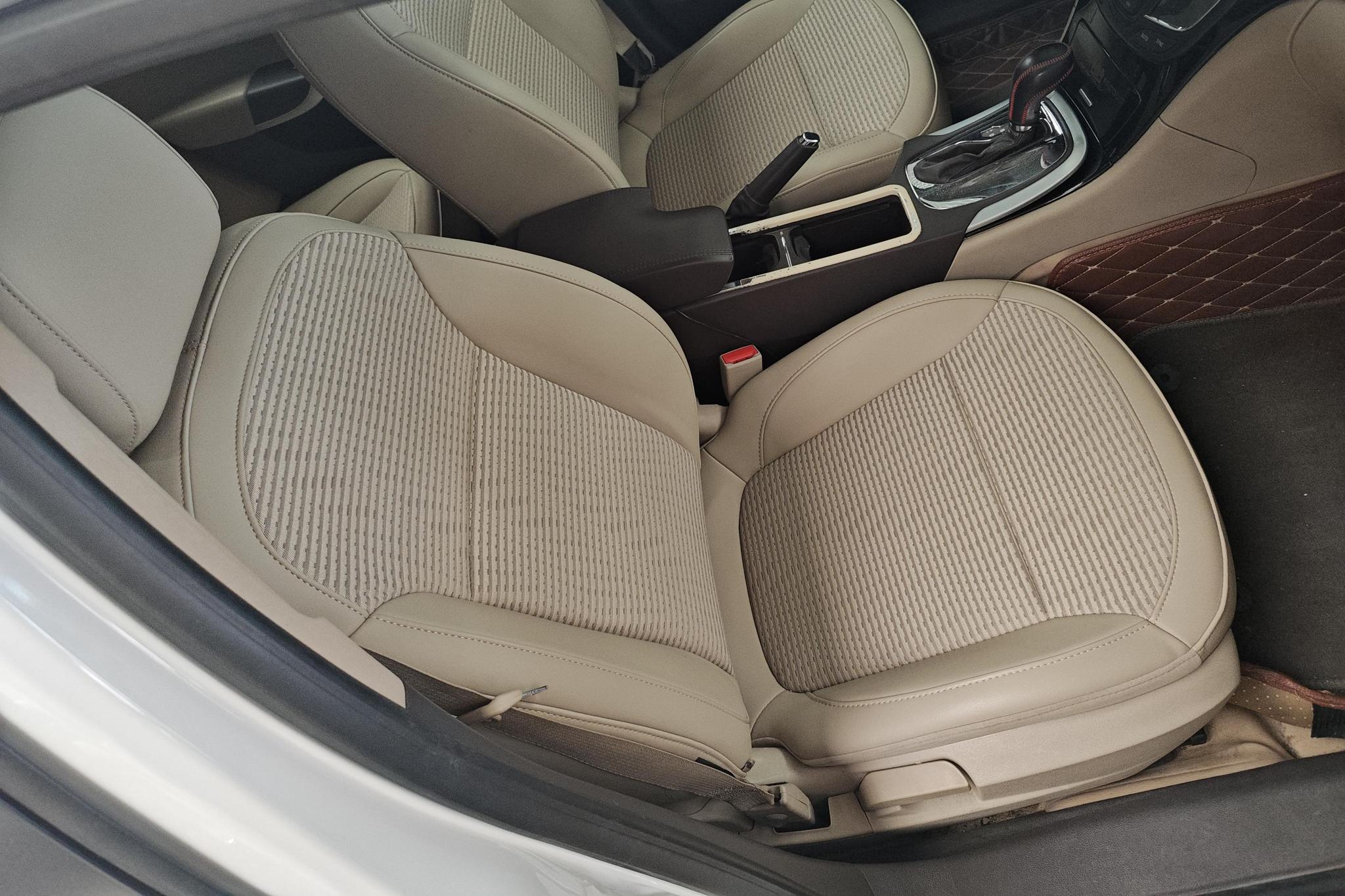 Buick Regal 2015 2.0L Lead Fashion