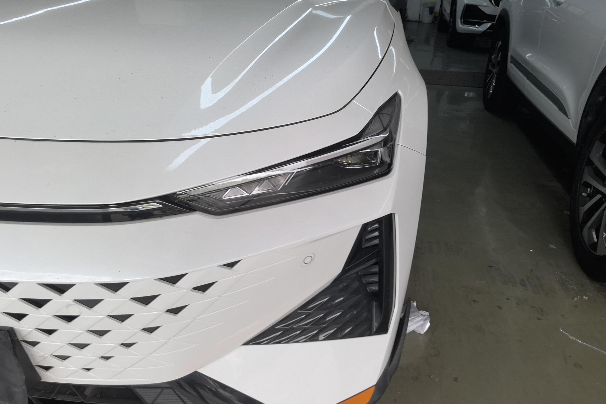 Changan UNI-V 2024 1.5T Luxury Sport