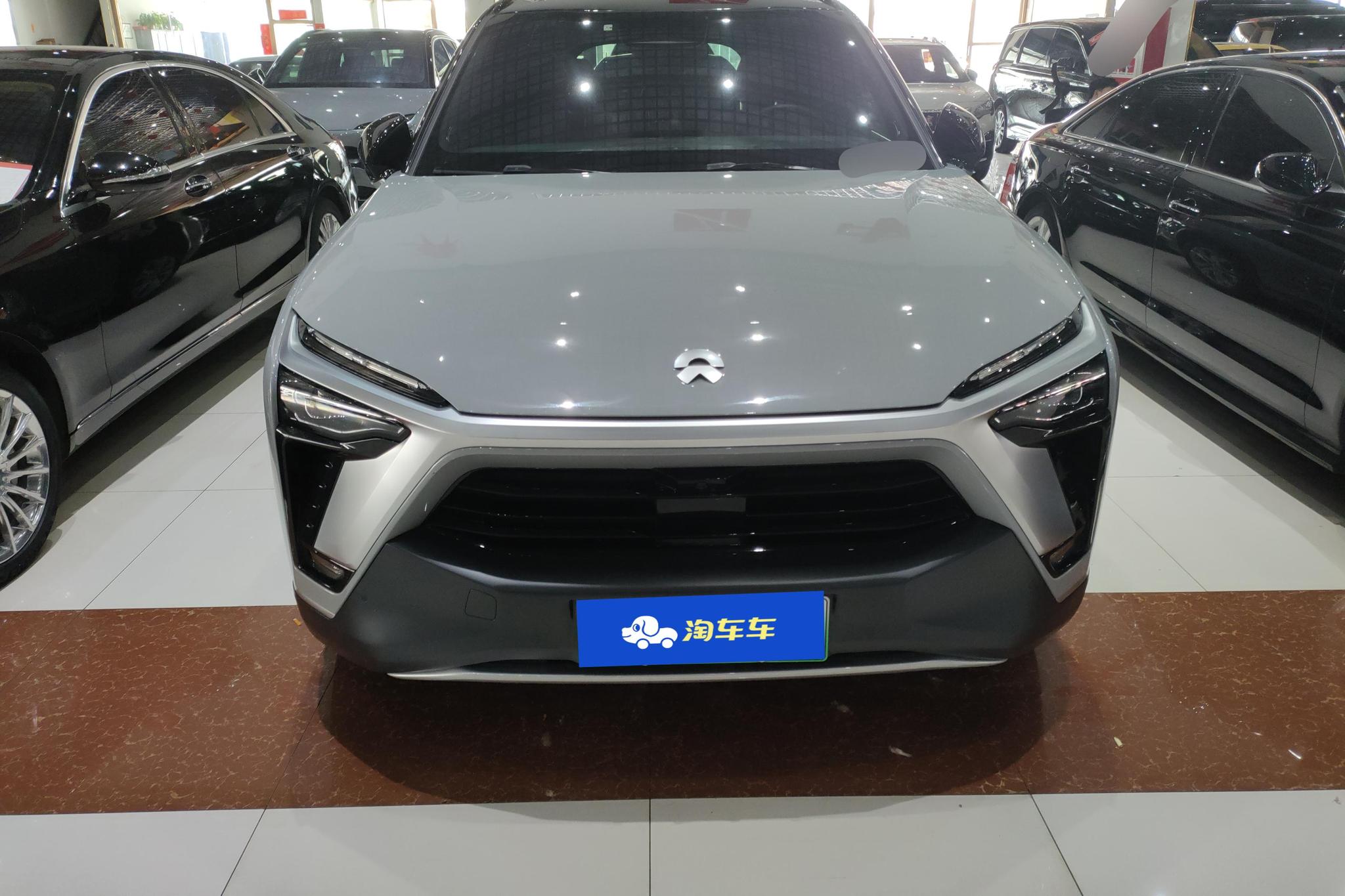 NIO ES8 2022 580KM мест