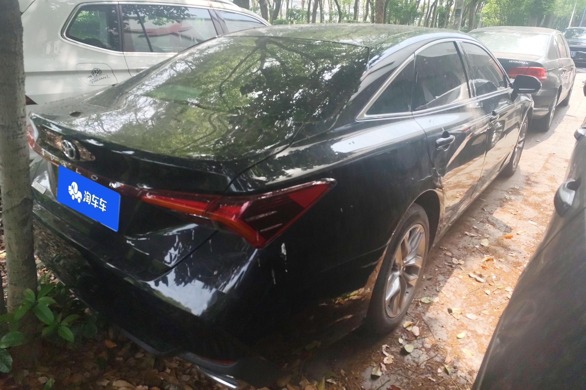 Toyota Avalon 2019 2.0L VI