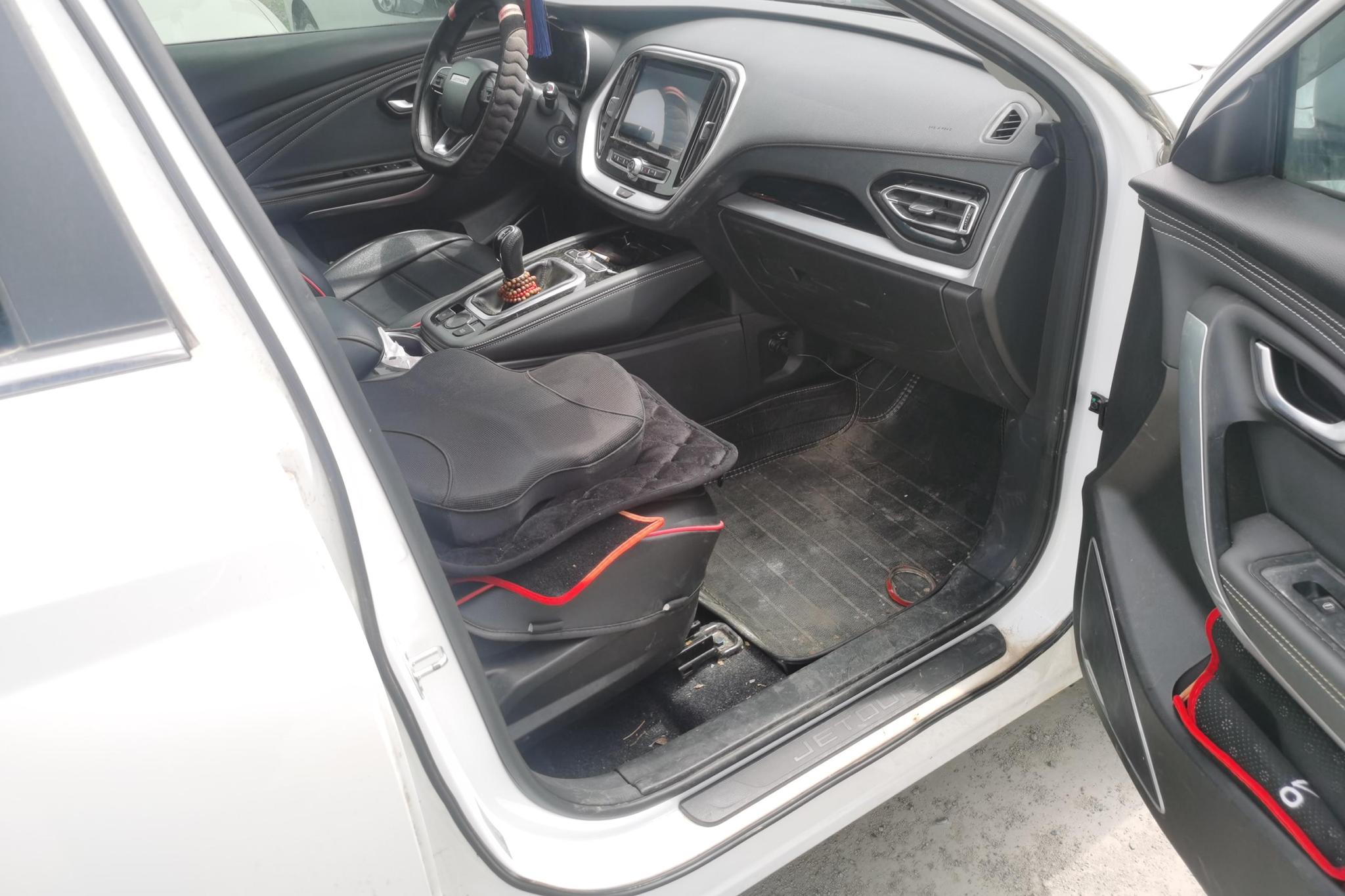JETOUR X70 2018 1.5T MT
