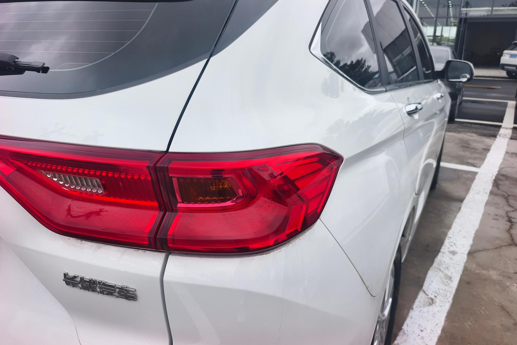 Haval M6 2021 PLUS 1.5T DCT Luxury