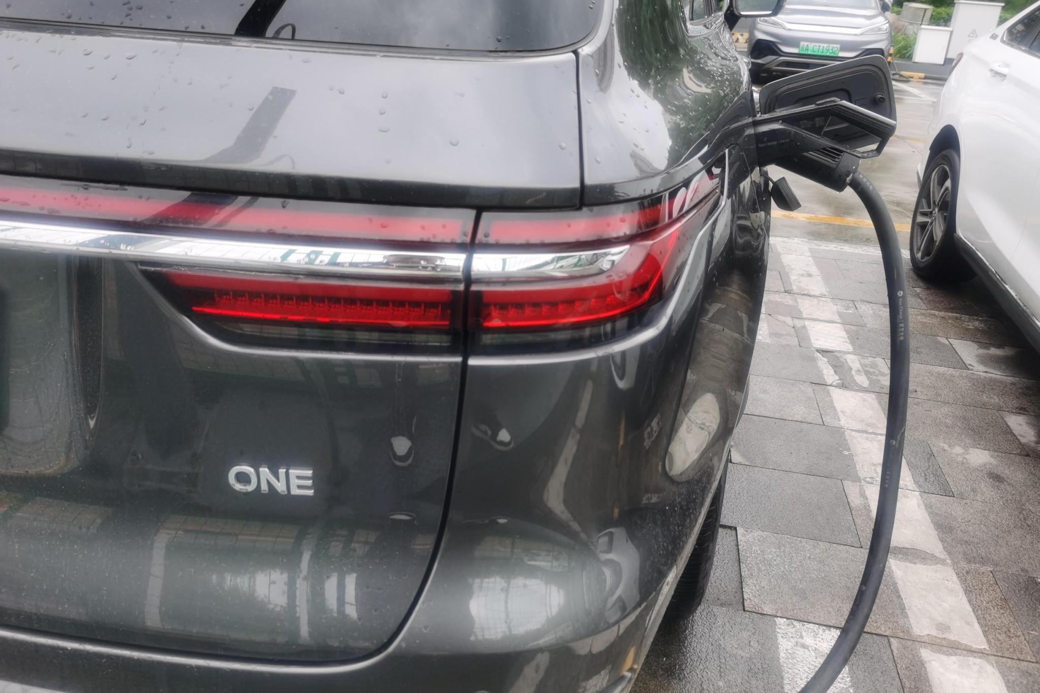 Li Auto ONE 2021 6 мест