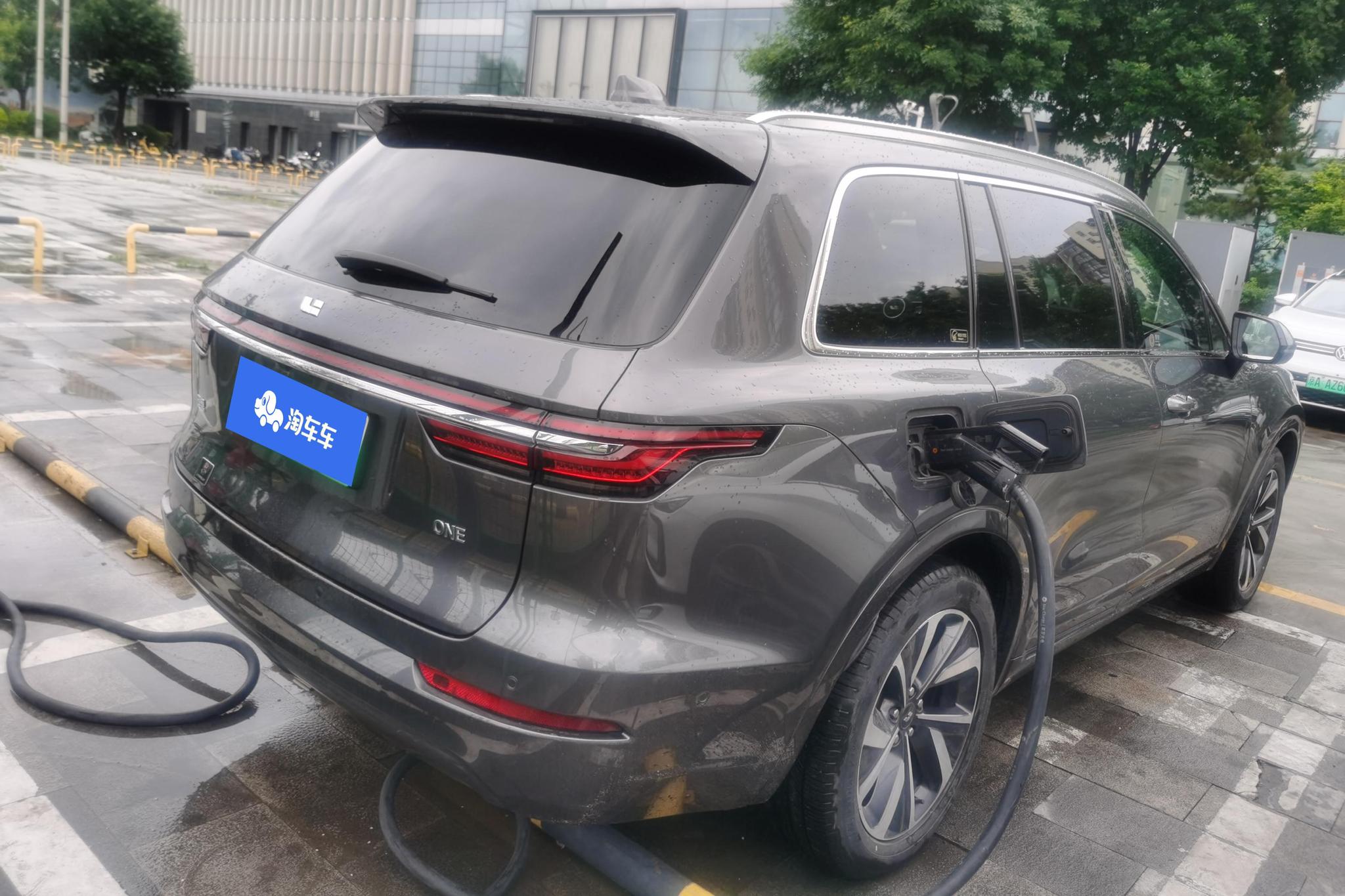 Li Auto ONE 2021 6 мест