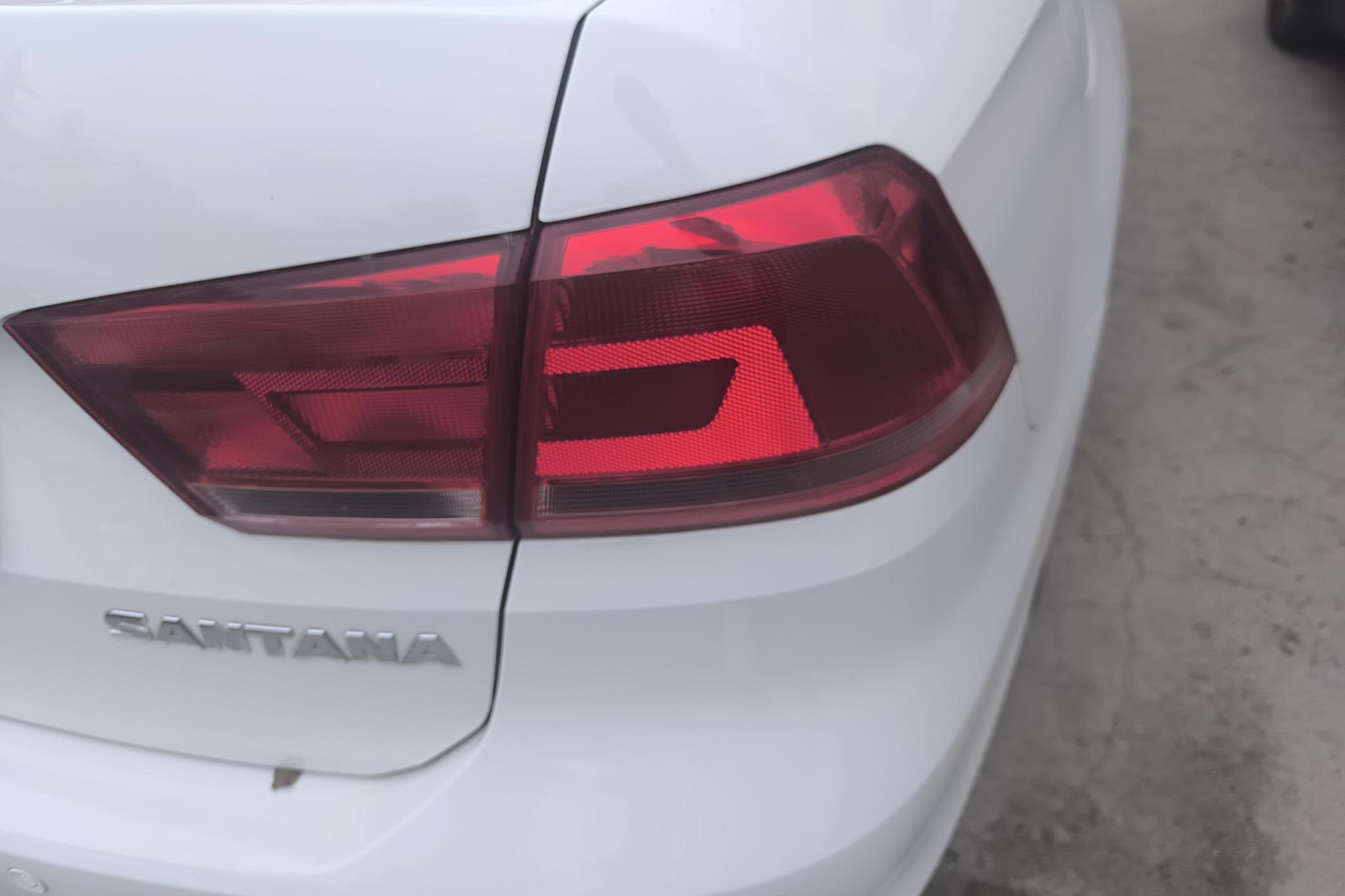 Volkswagen Santana 2015 1.4L MT