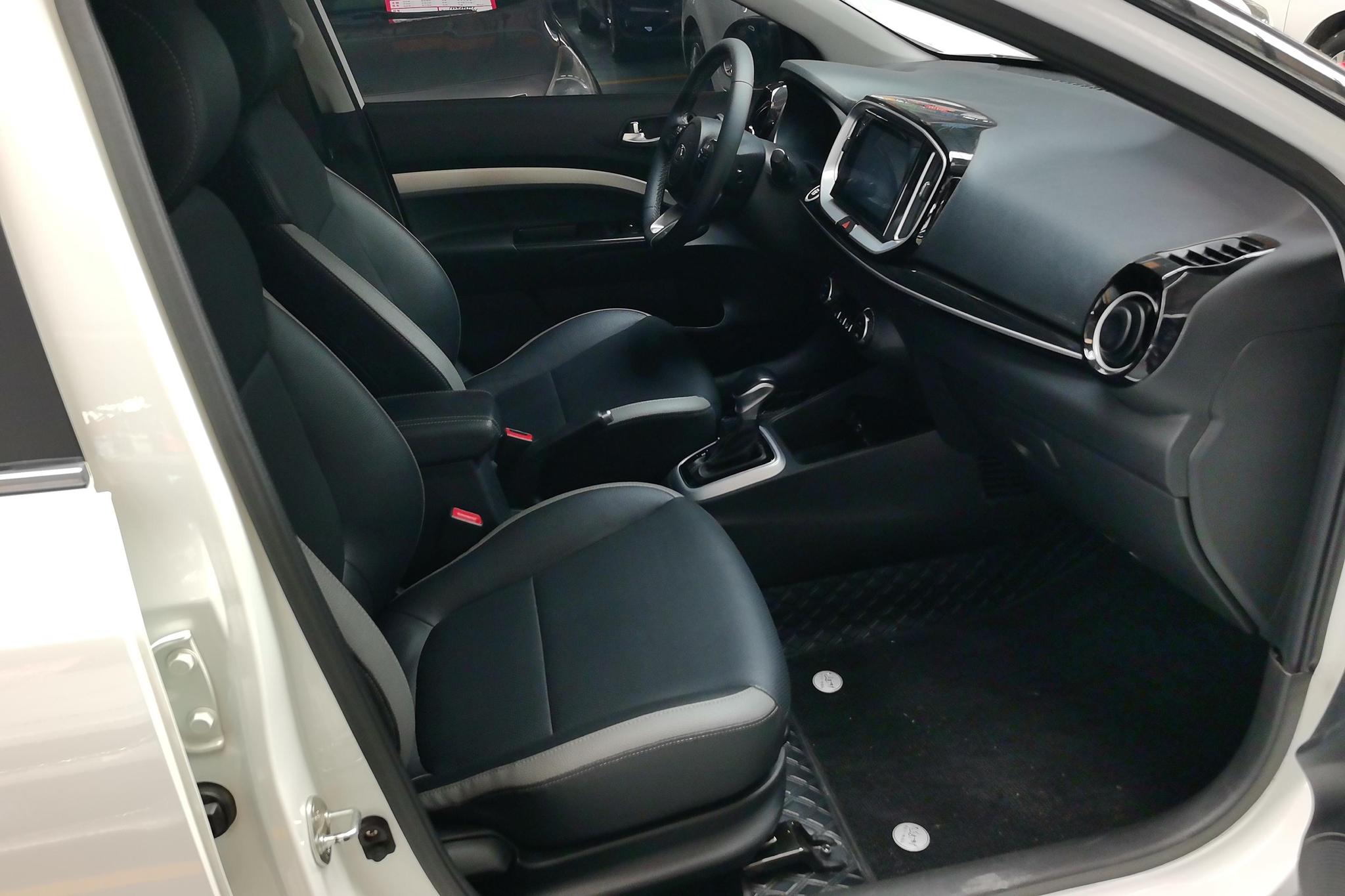 Kia KX1 2019 1.4L AT VI