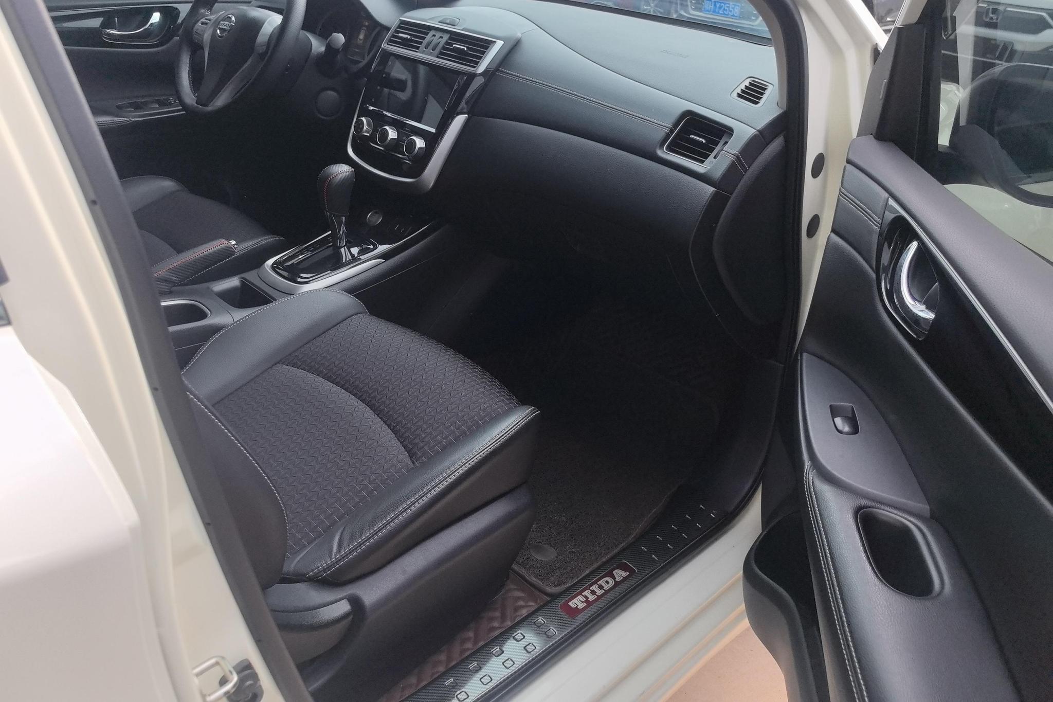 Nissan Tiida 2020 1.6L CVT