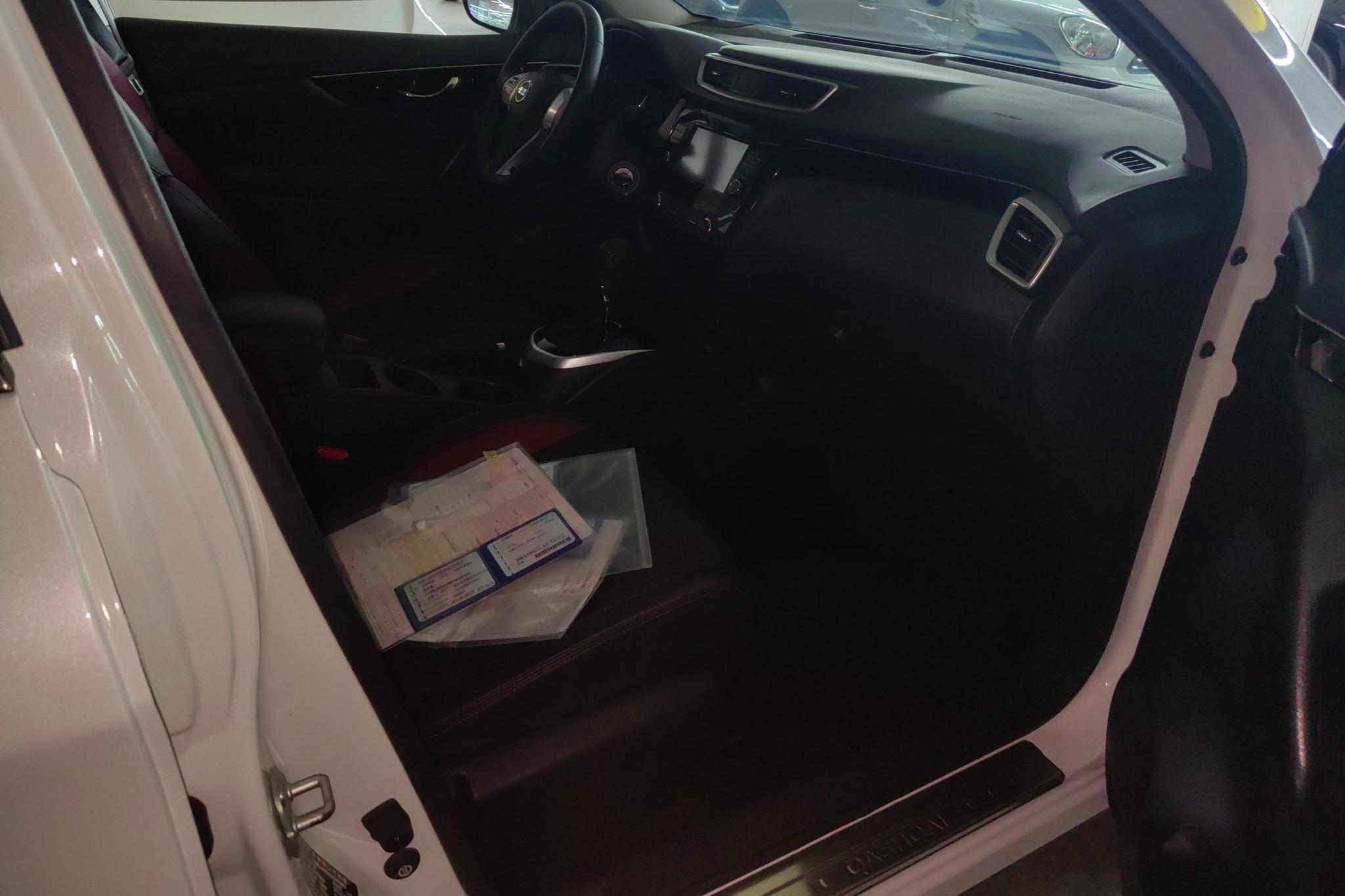 Nissan Qashqai 2017 2.0L CVT Smart V