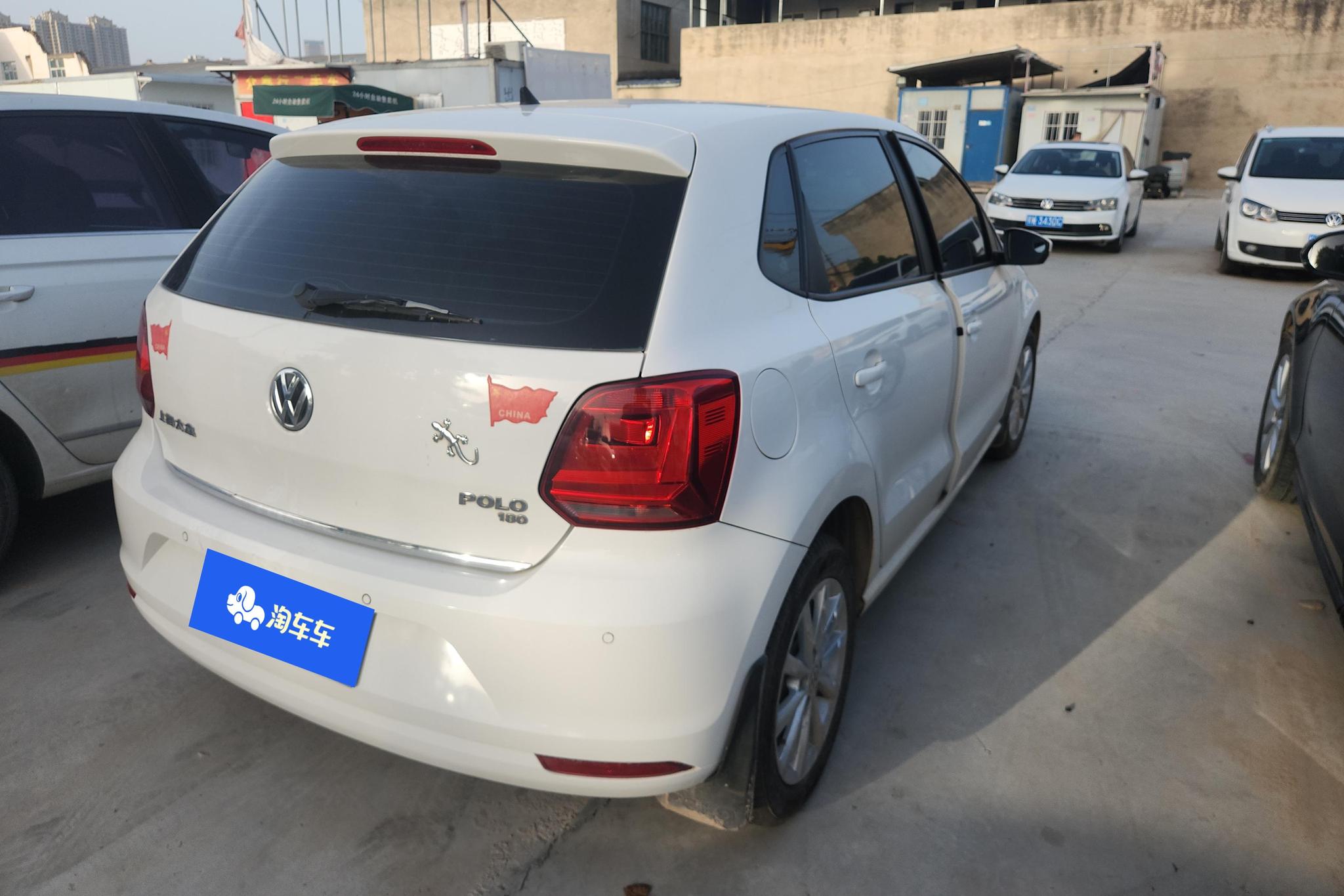 Volkswagen Polo 2014 1.6L AT Luxury