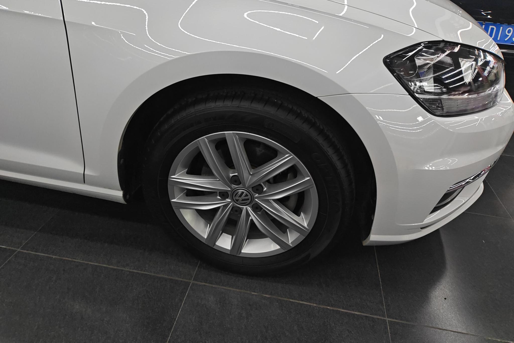 Volkswagen Golf 2018 230TSI AT Comfort