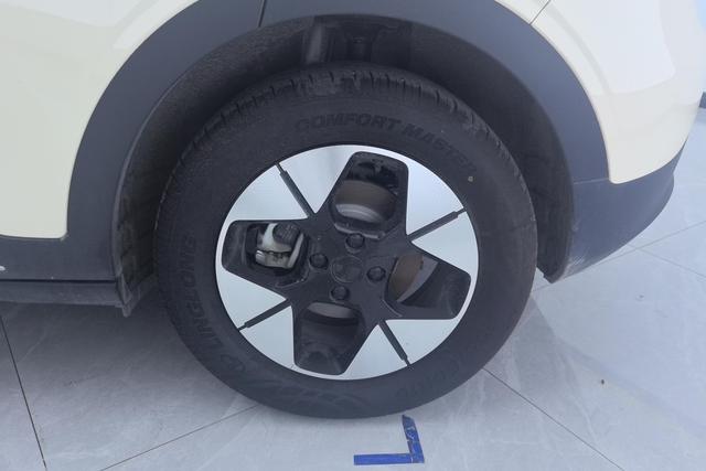 Geely Galaxy Xingyuan 2025 UP 410km — фото 4