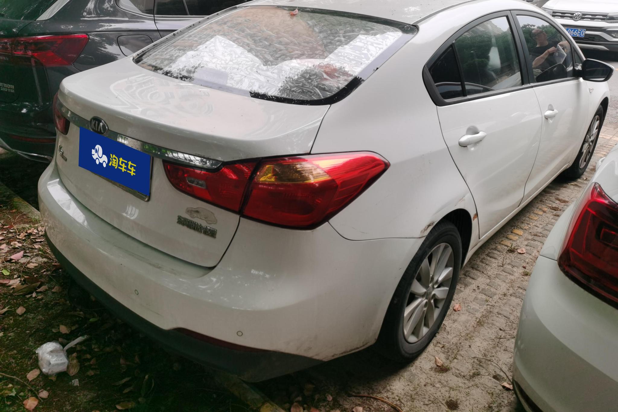 Kia K3 2015 1.6L AT GL