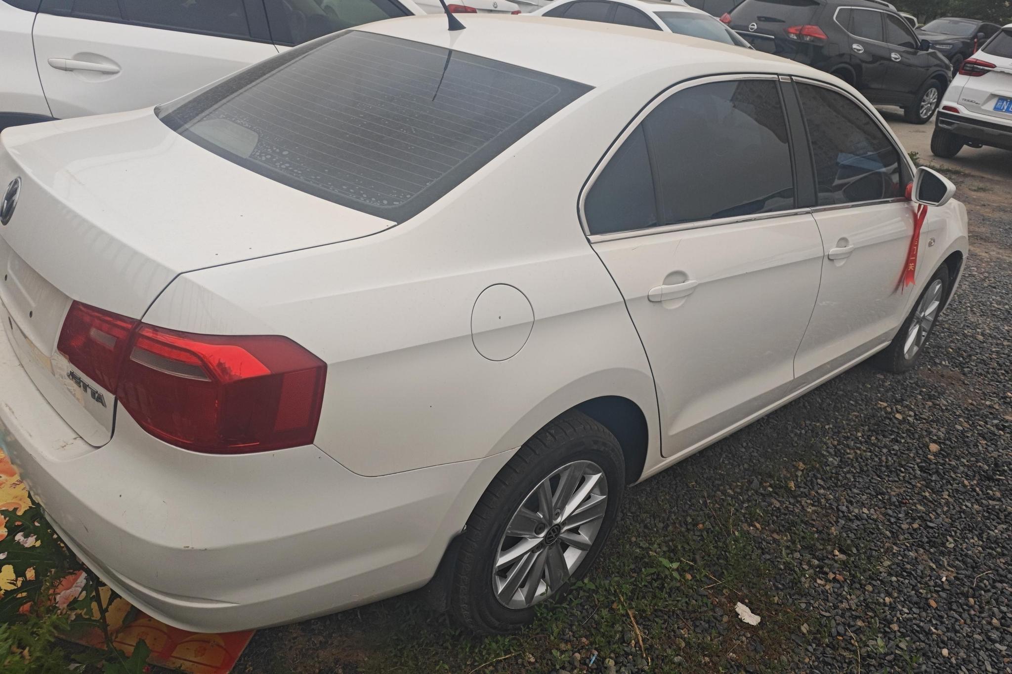 Volkswagen Jetta 2013 1.6L AT Comfort