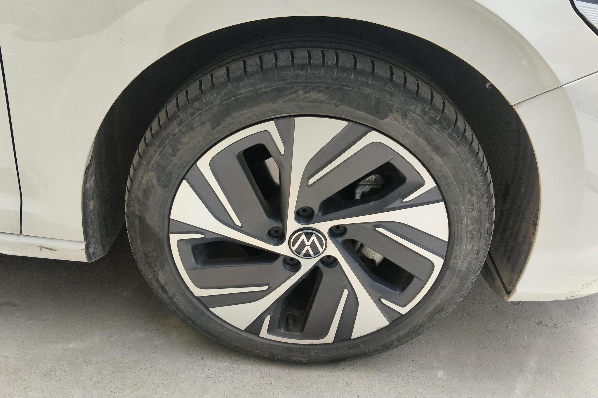 Volkswagen Bora 2023 300TSI DSG