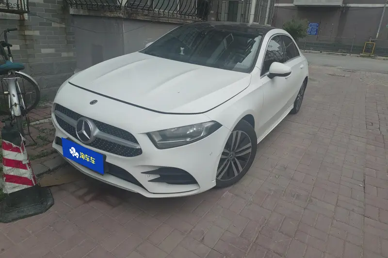 Mercedes-Benz A-Class — фото 1