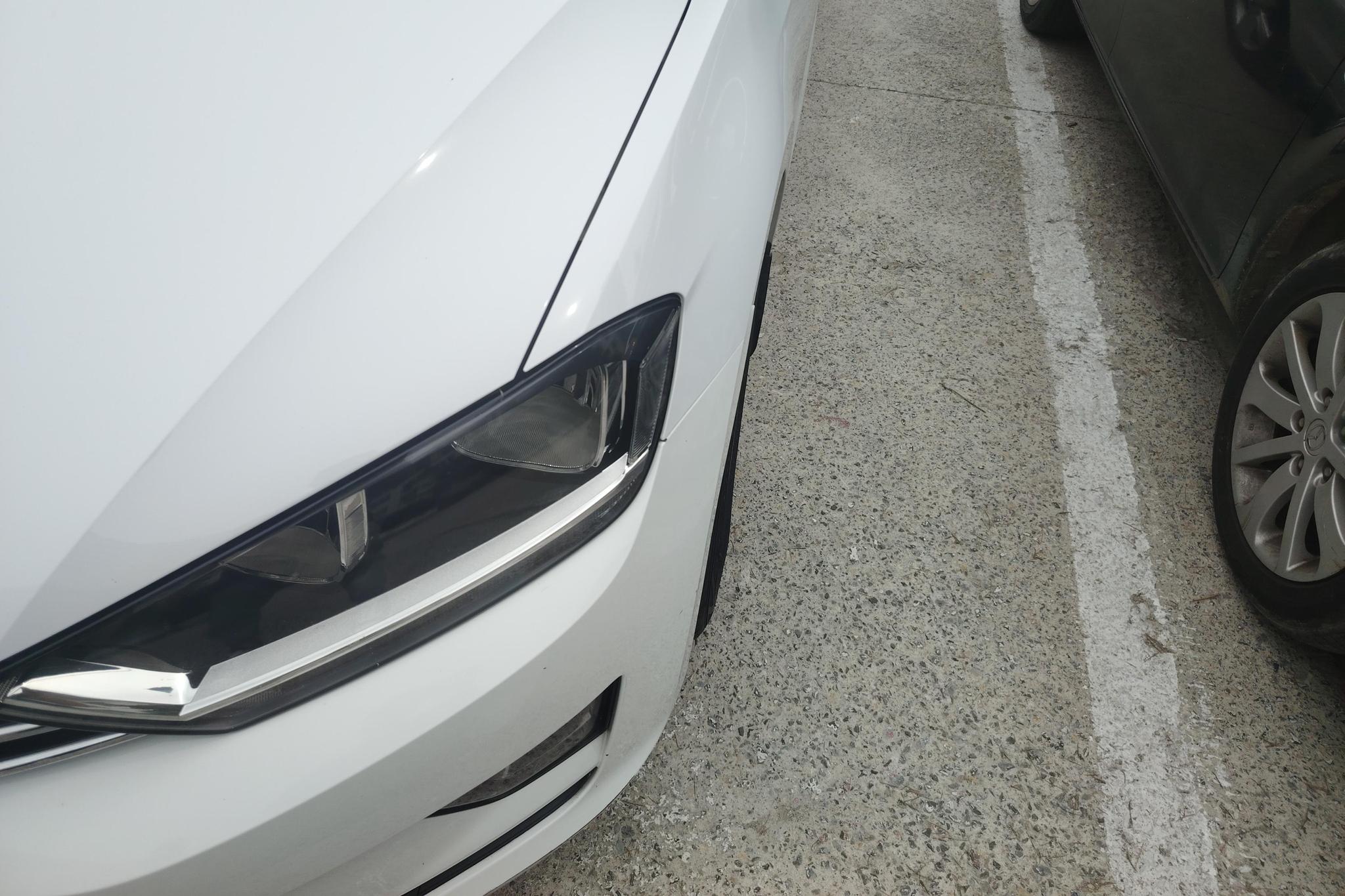 Volkswagen Golf · 2016 1.6L AT Comfort