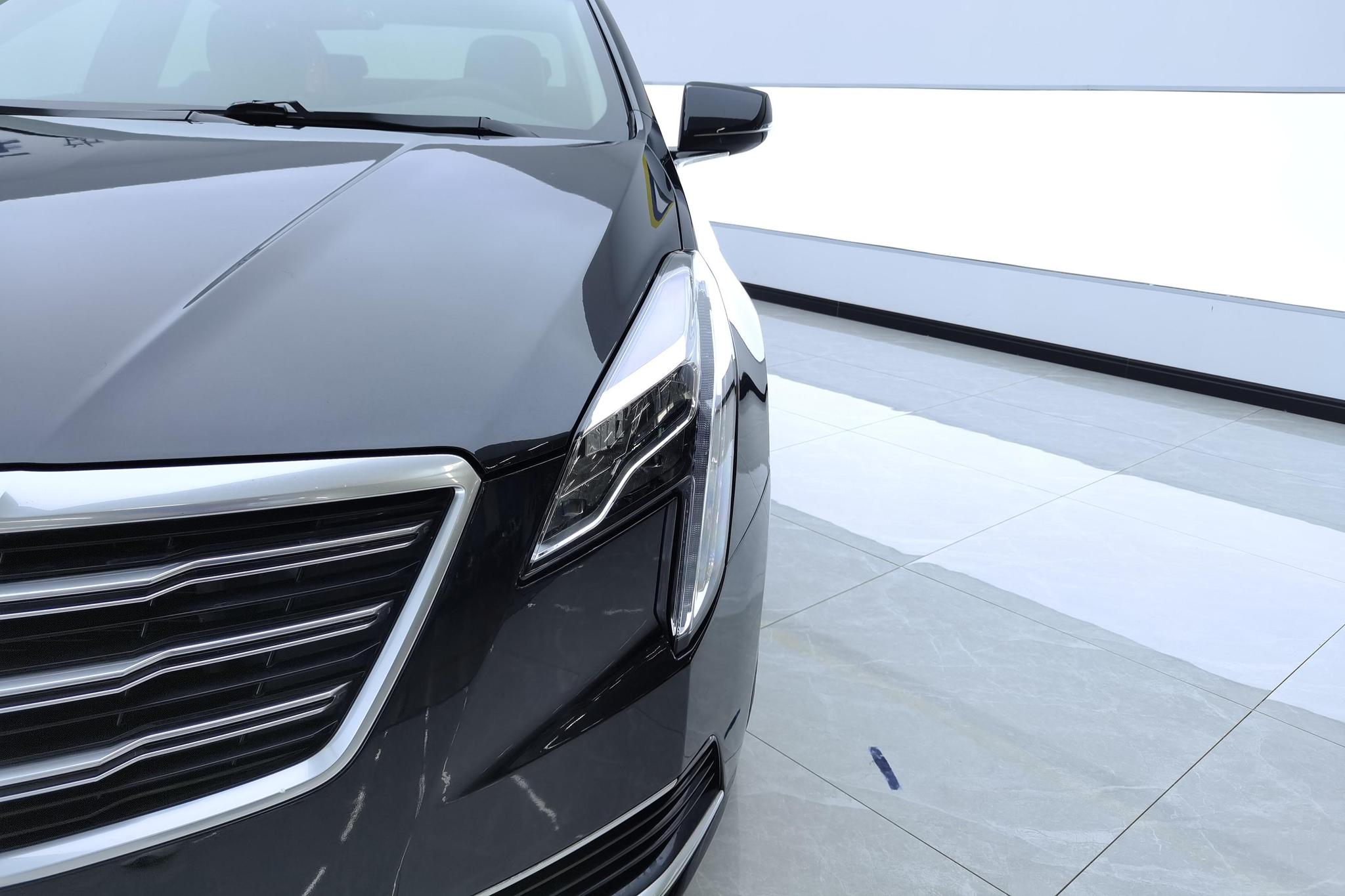 Cadillac XTS 2018 28T
