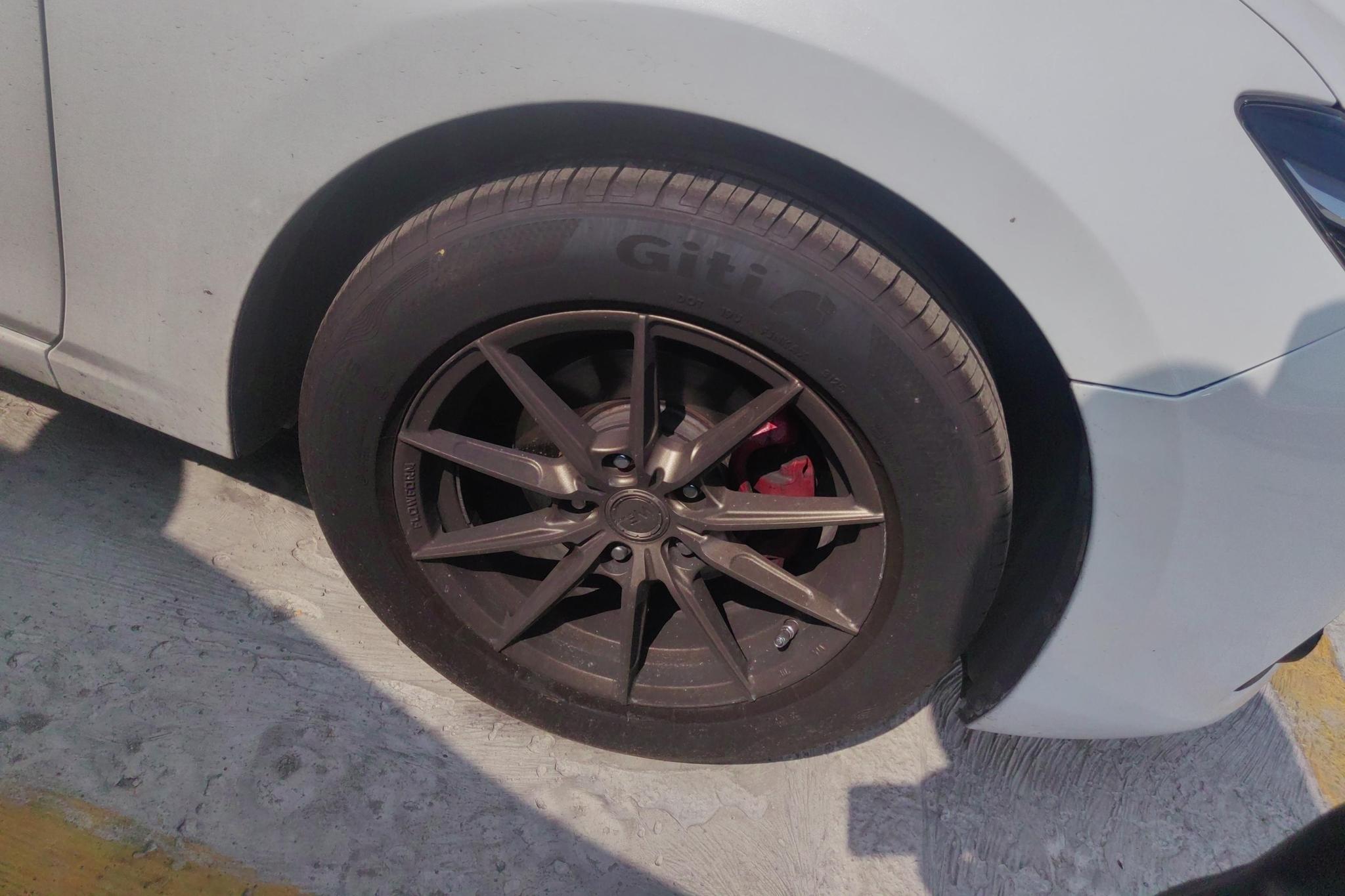 Mazda Mazda3 3 2017 1.5L MT Luxury V