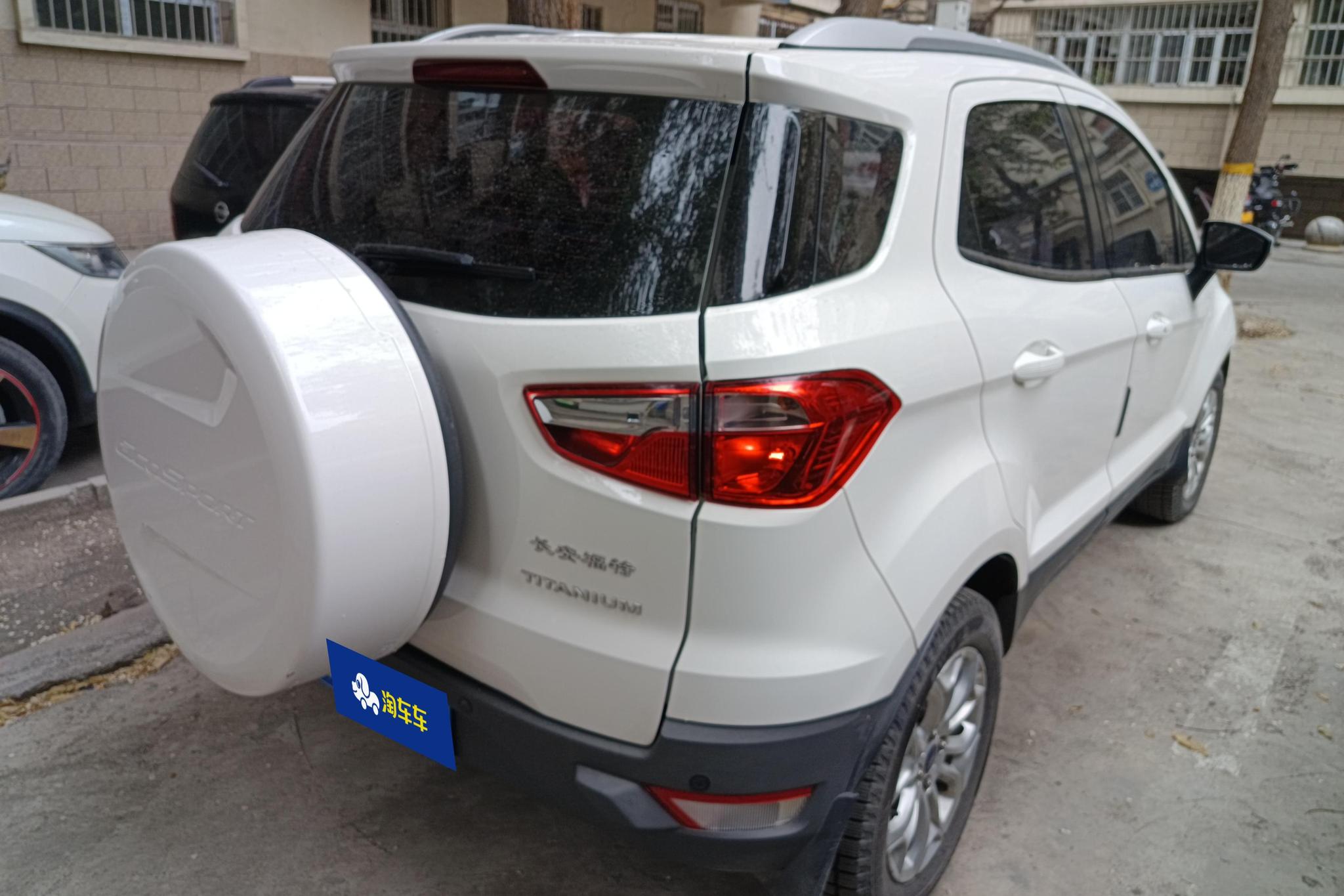 Ford EcoSport 2013 1.5L AT Luxury
