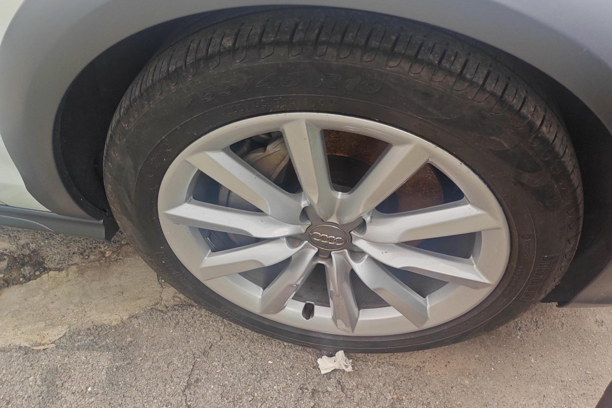Audi A6 2015 3.0T allroad quattro