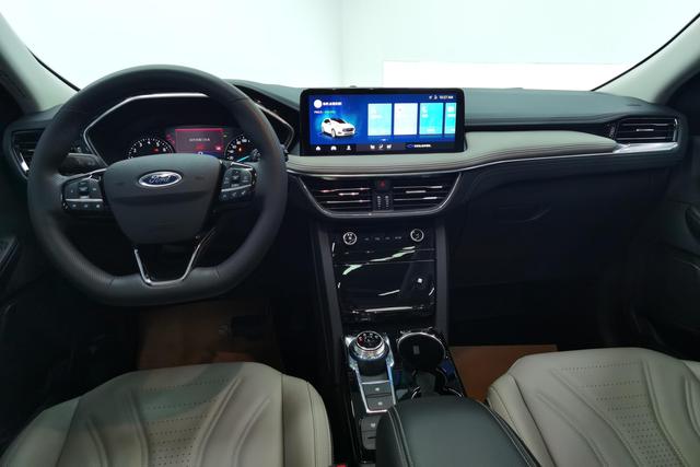Ford Escape 2024 Eco Boost 245 2 WD — фото 12