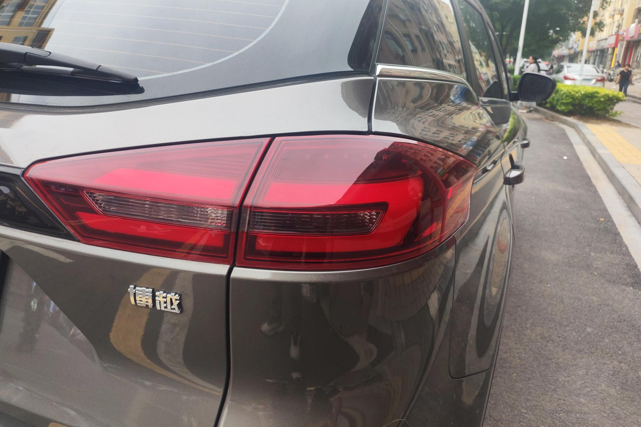 Geely Boyue 2021 1.8TD DCT Comfort